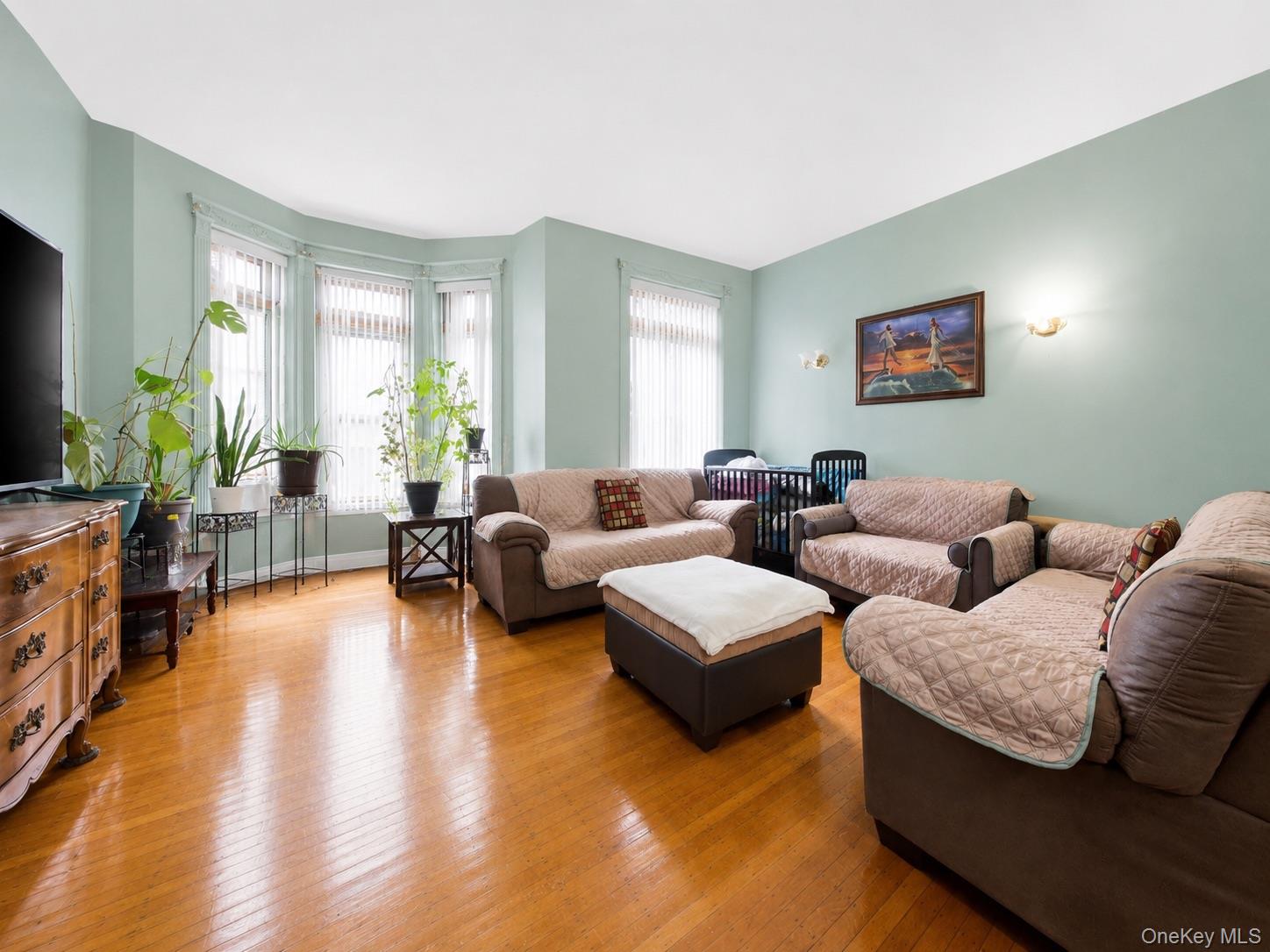 210 Brooklyn Avenue – For Sale photo 10