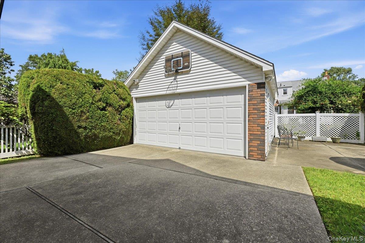 73 Chestnut Avenue – For Sale photo 29