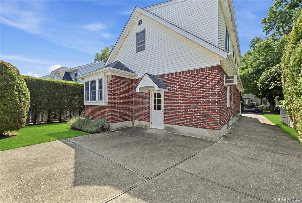 73 Chestnut Avenue – For Sale photo 35