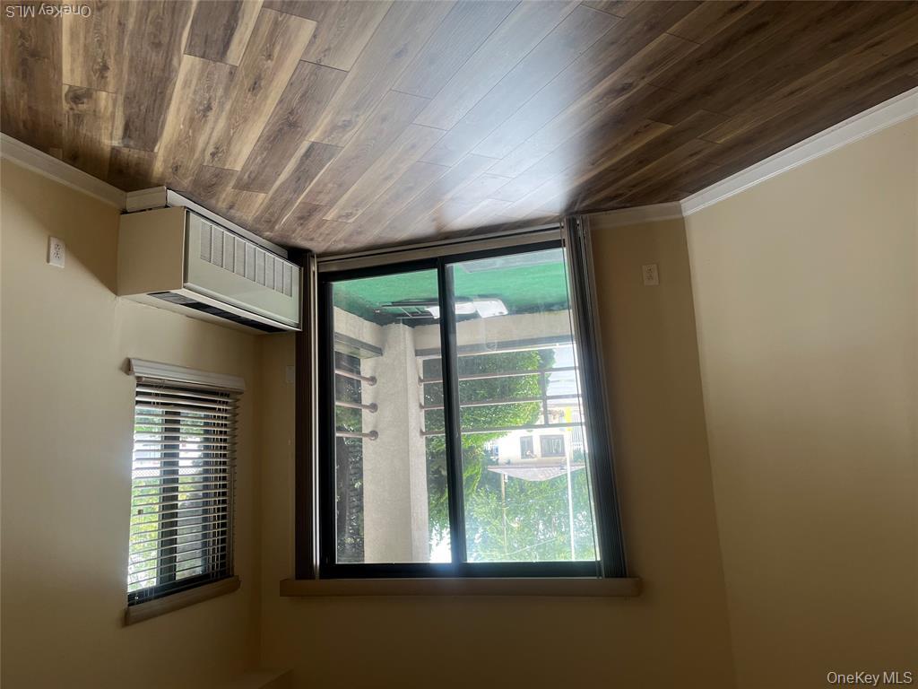 725 Miller Avenue, Unit #123 photo 11