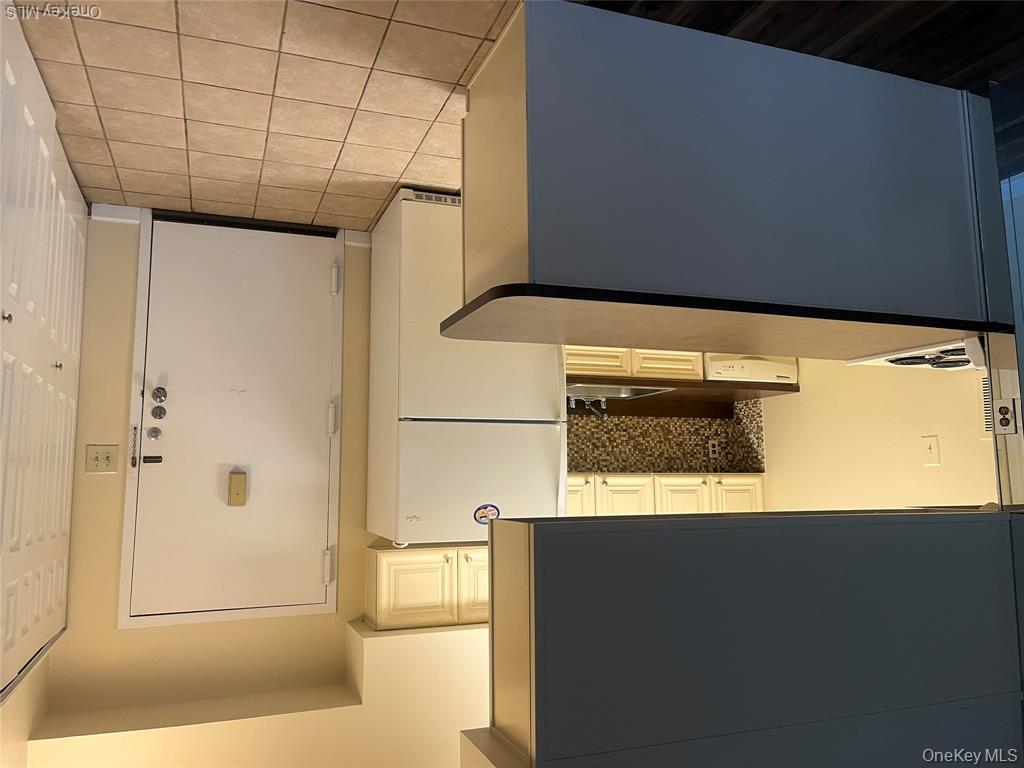 725 Miller Avenue, Unit #123 photo 3