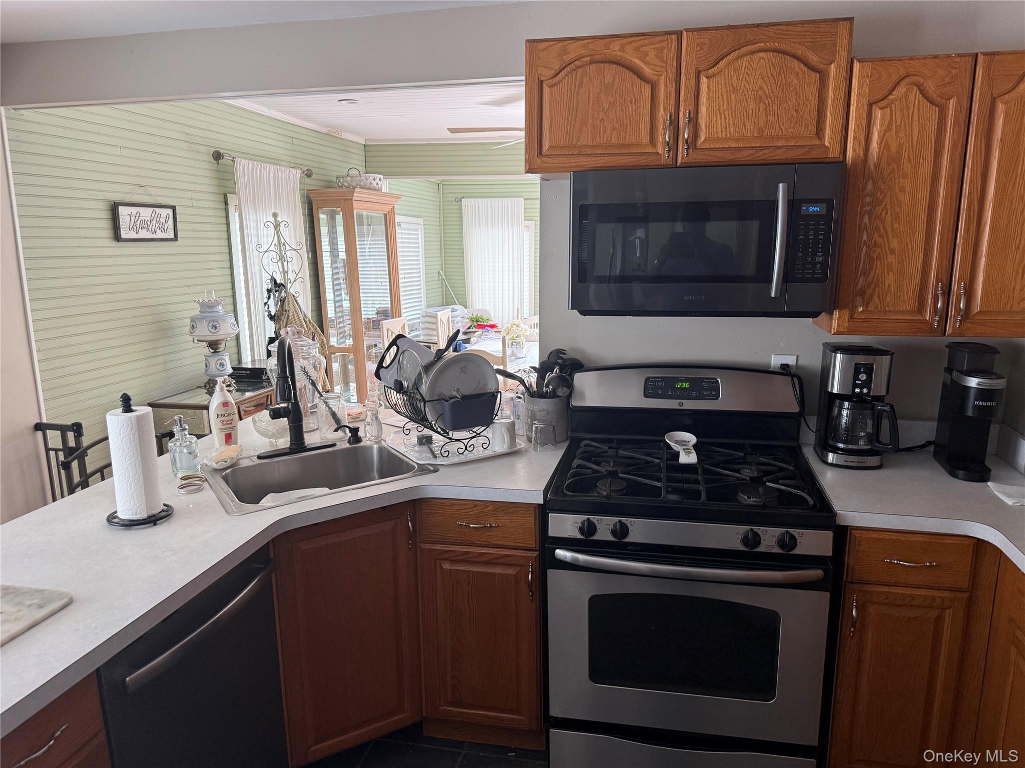 9 Watson Street – For Sale photo 3