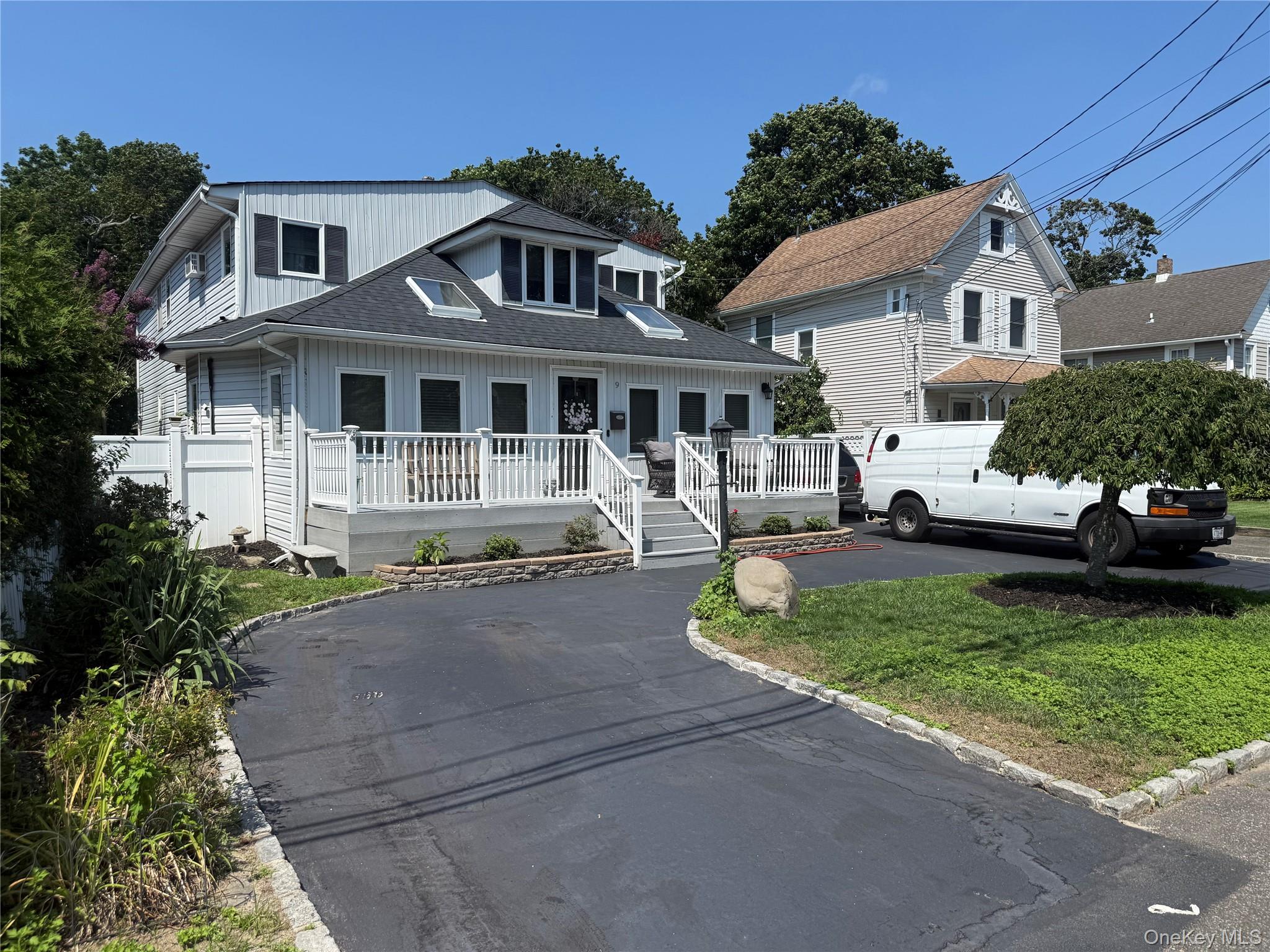 9 Watson Street – For Sale photo 2