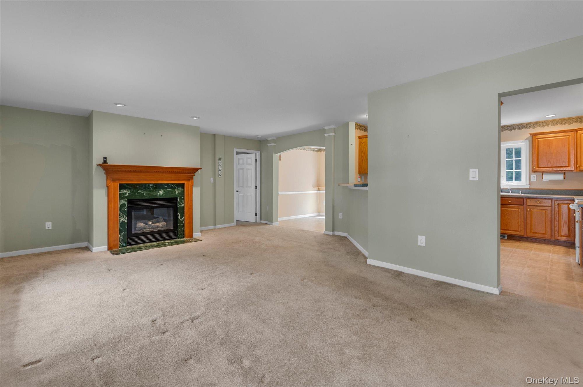 1407 Middle Road, Unit 265 photo 3