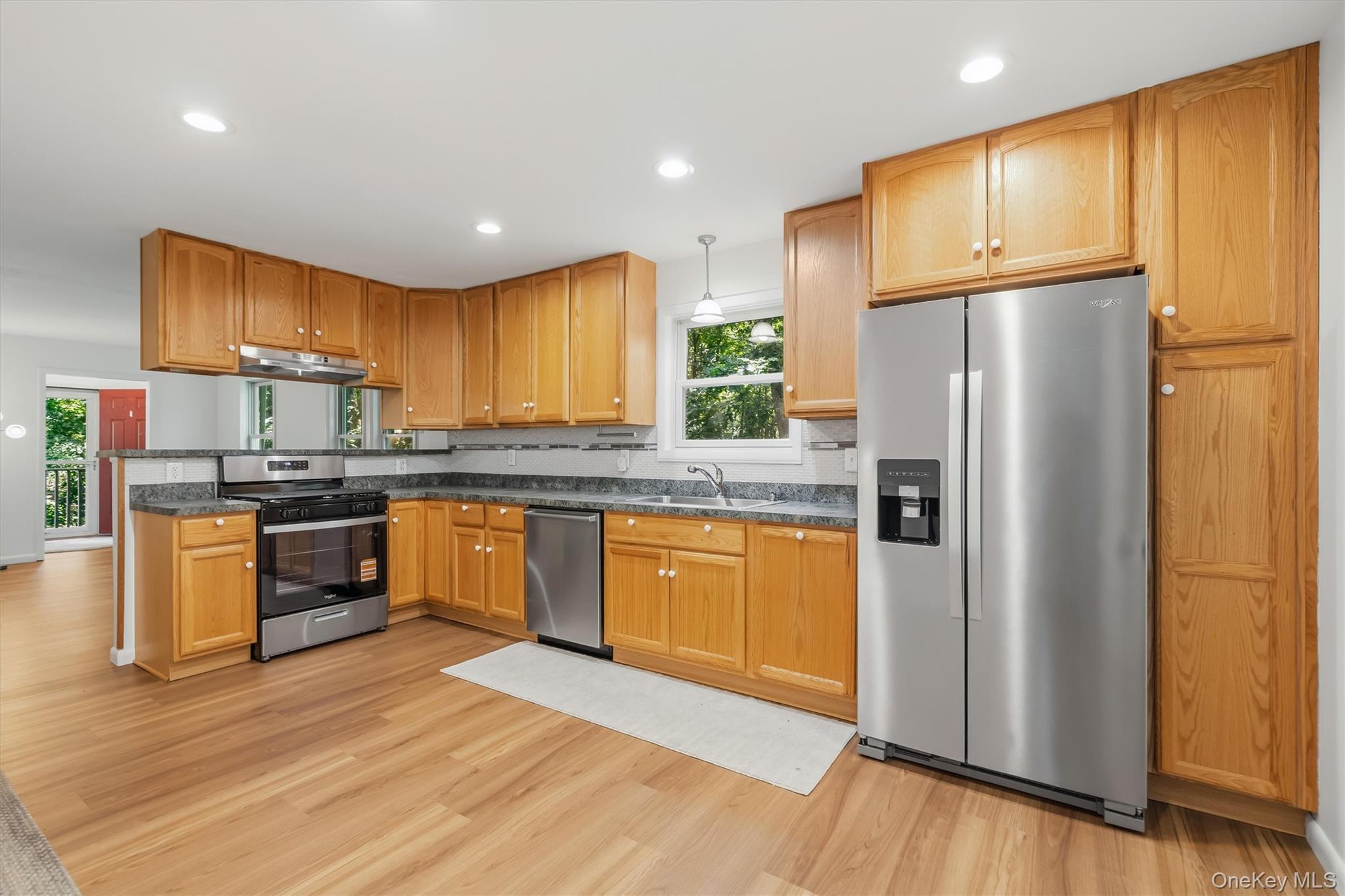 131 Hill Road – For Rent photo 14