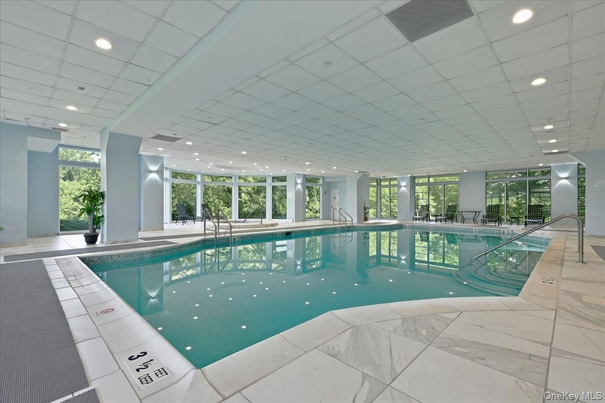 15 W Overlook – For Sale photo 31
