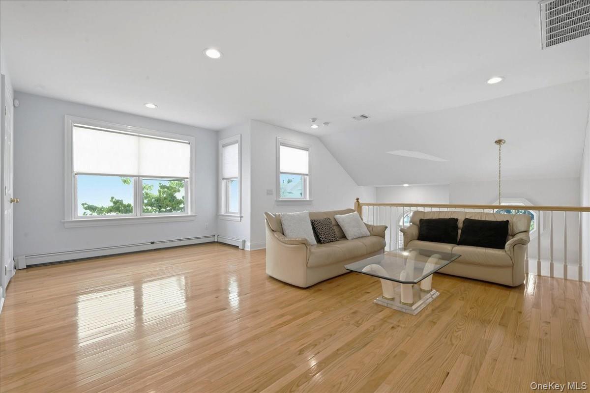 15 W Overlook – For Sale photo 24