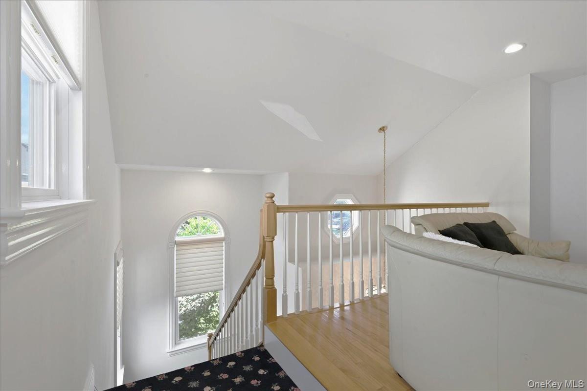 15 W Overlook – For Sale photo 21