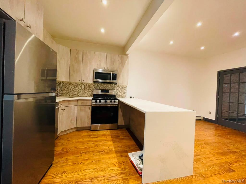 383 Essex Street – For Rent photo 2