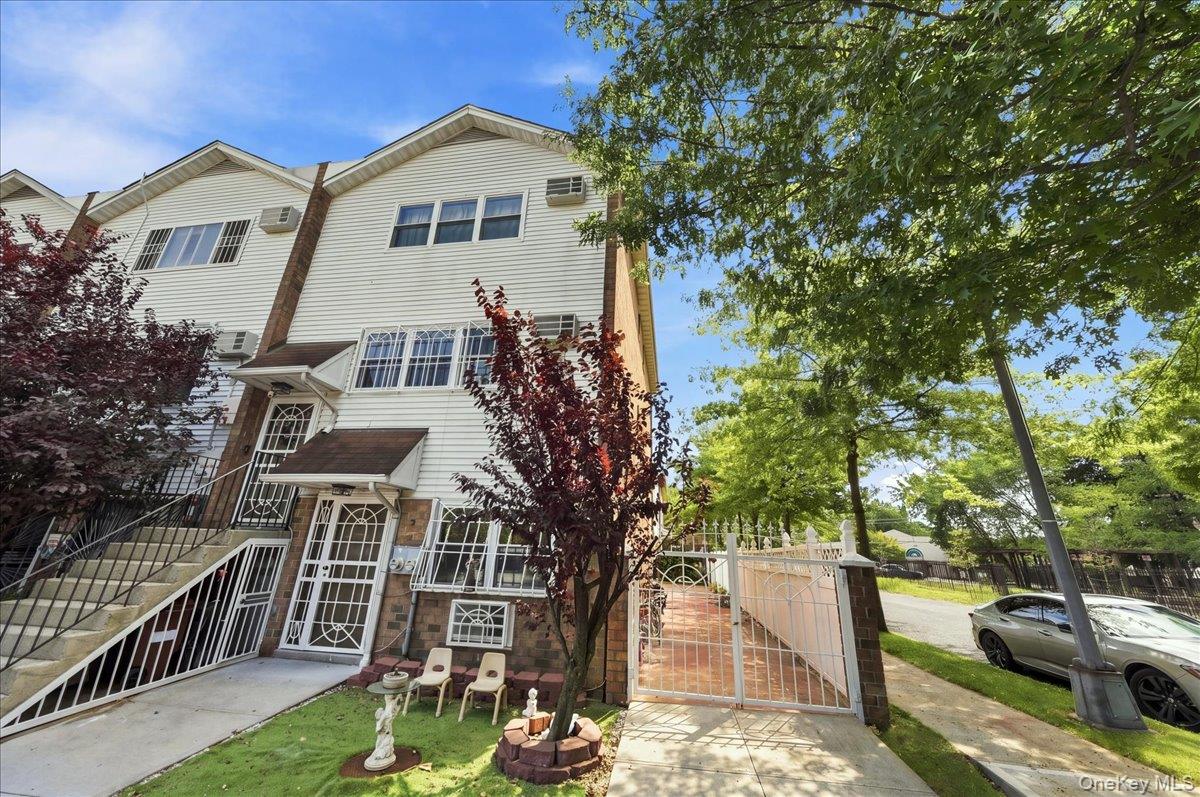 5 Stanton Court – For Sale photo 2