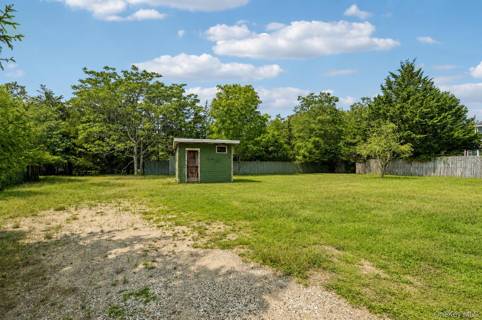35 Spinner Lane – For Sale photo 16