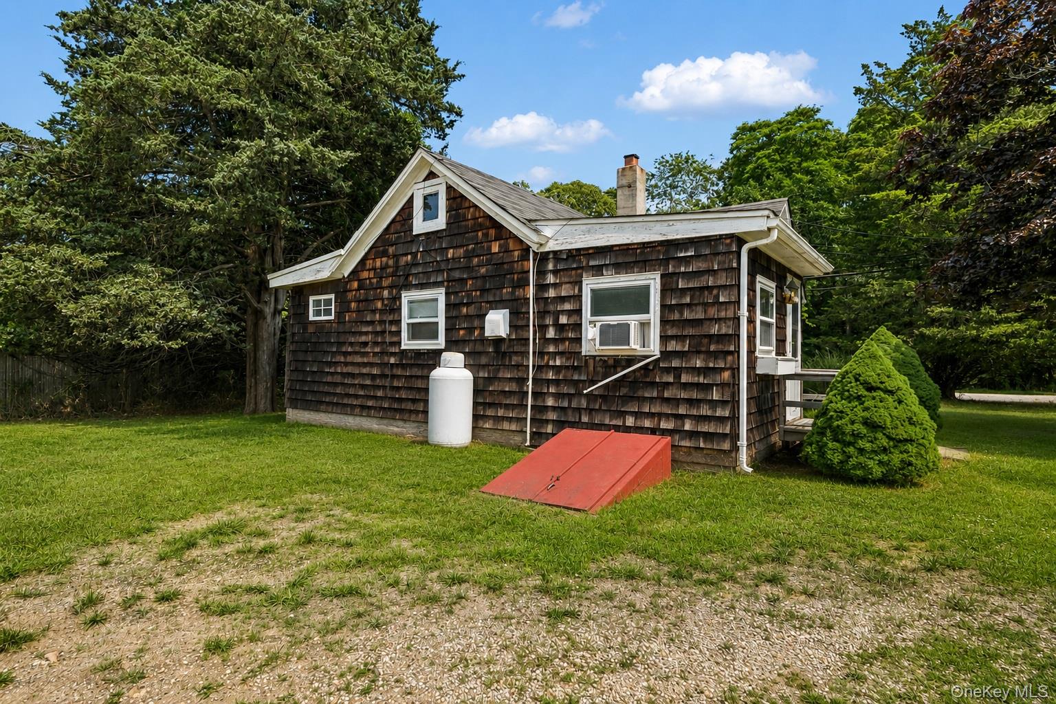 35 Spinner Lane – For Sale photo 5
