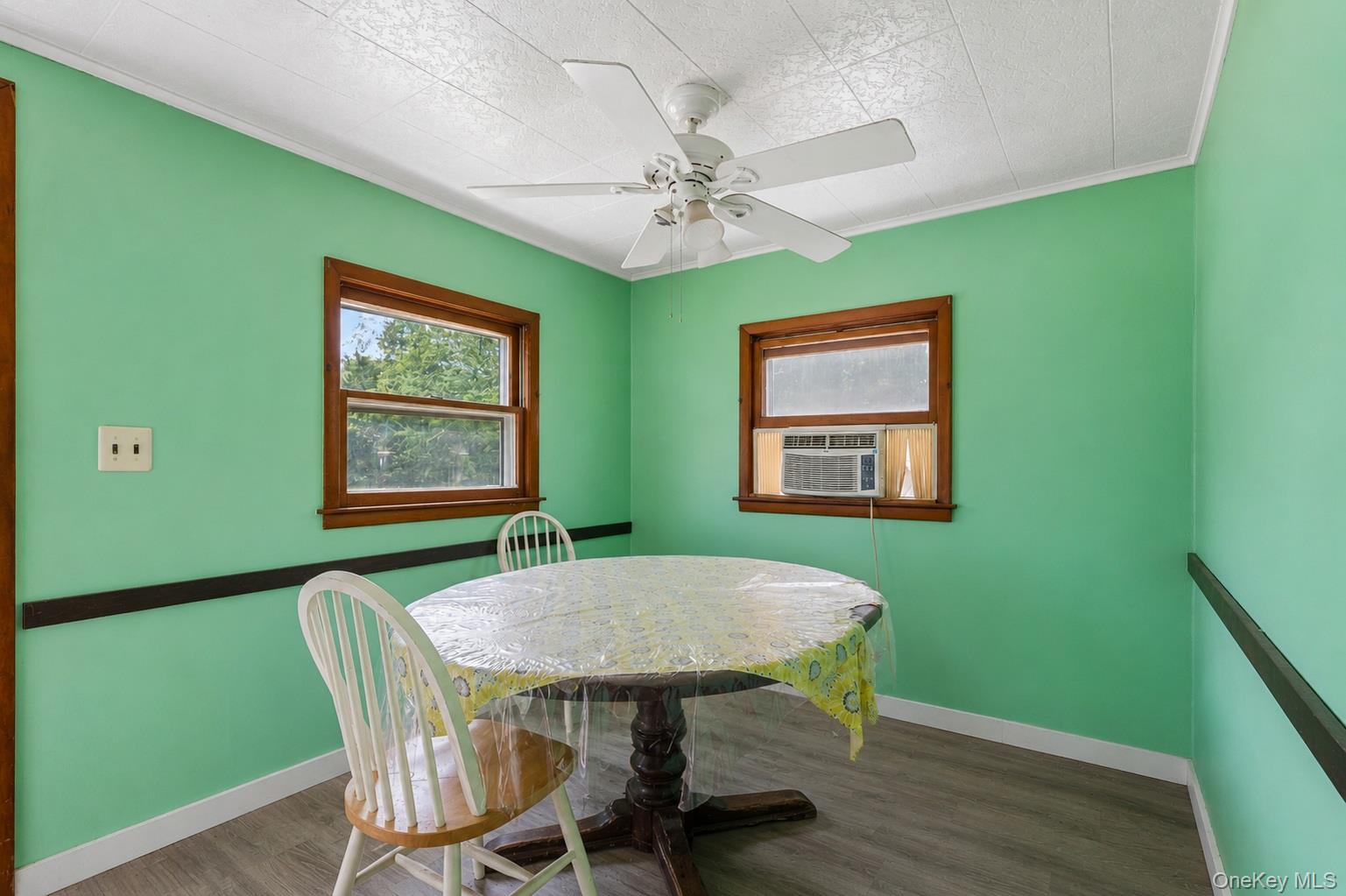 35 Spinner Lane – For Sale photo 11
