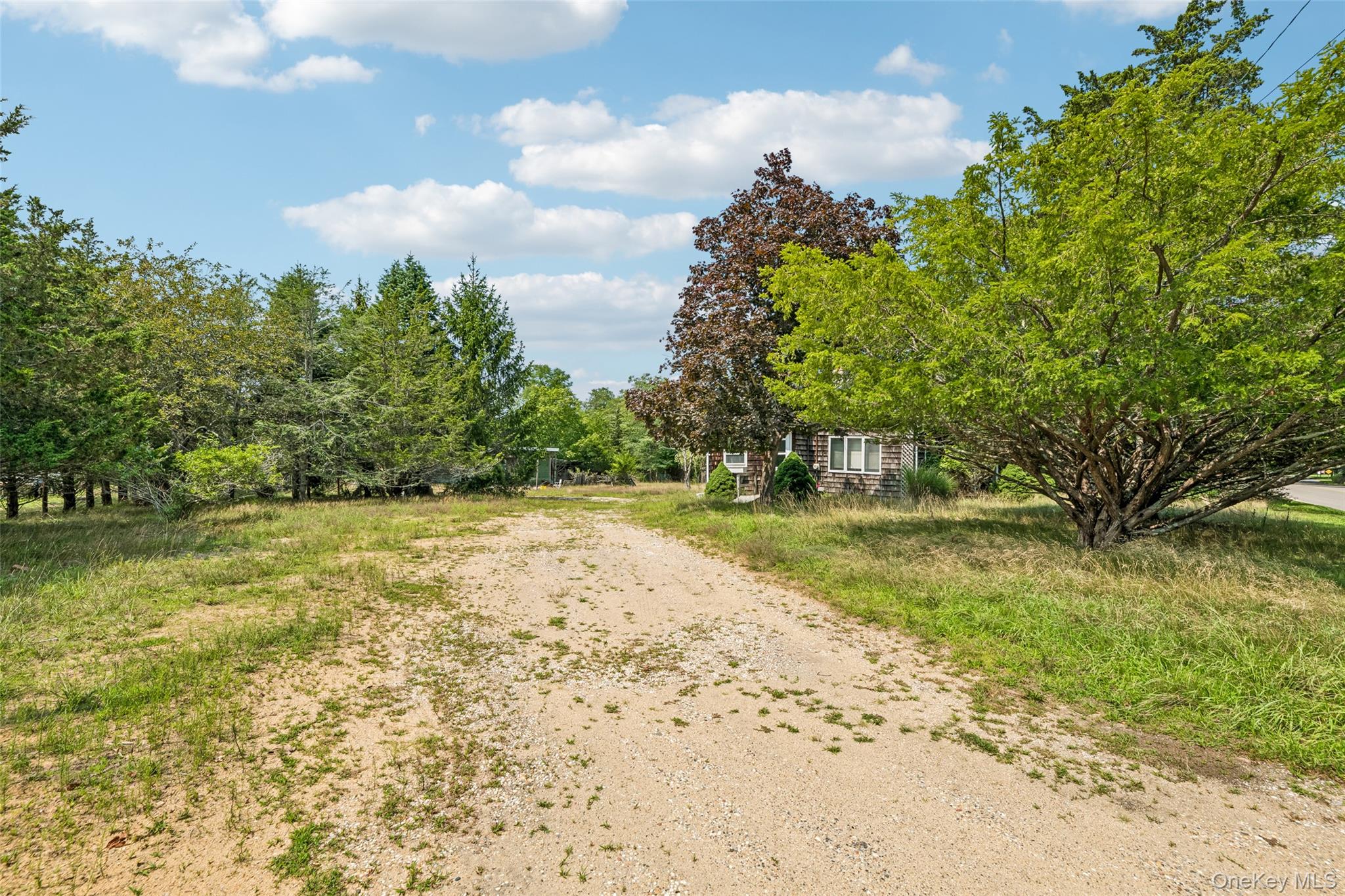 35 Spinner Lane – For Sale photo 19