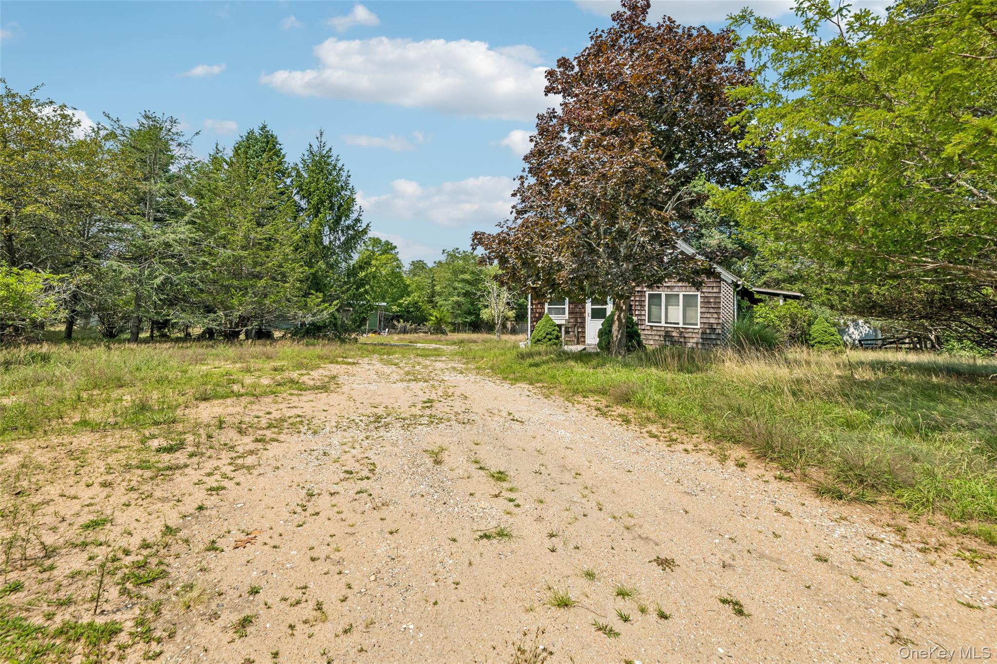 35 Spinner Lane – For Sale photo 18