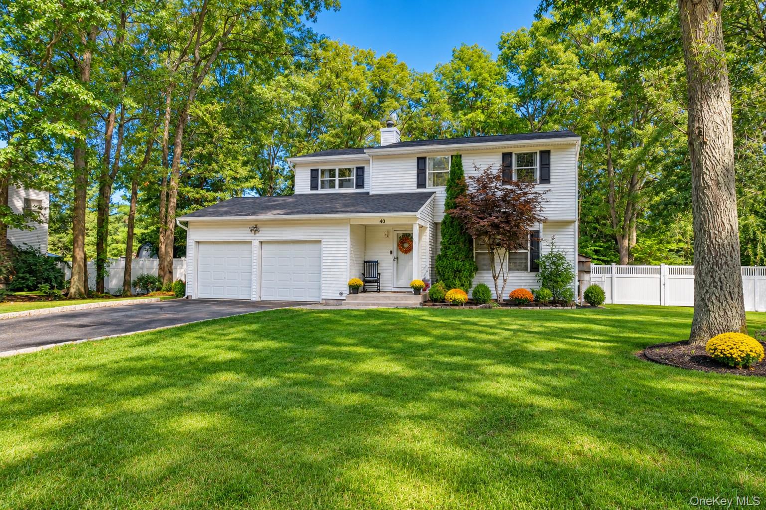 40 Golf Club Circle – For Sale