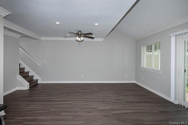 2305 Townhouse Drive, Unit 2305 photo 4