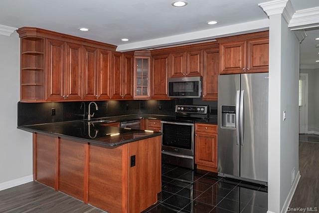 2305 Townhouse Drive, Unit 2305 photo 2