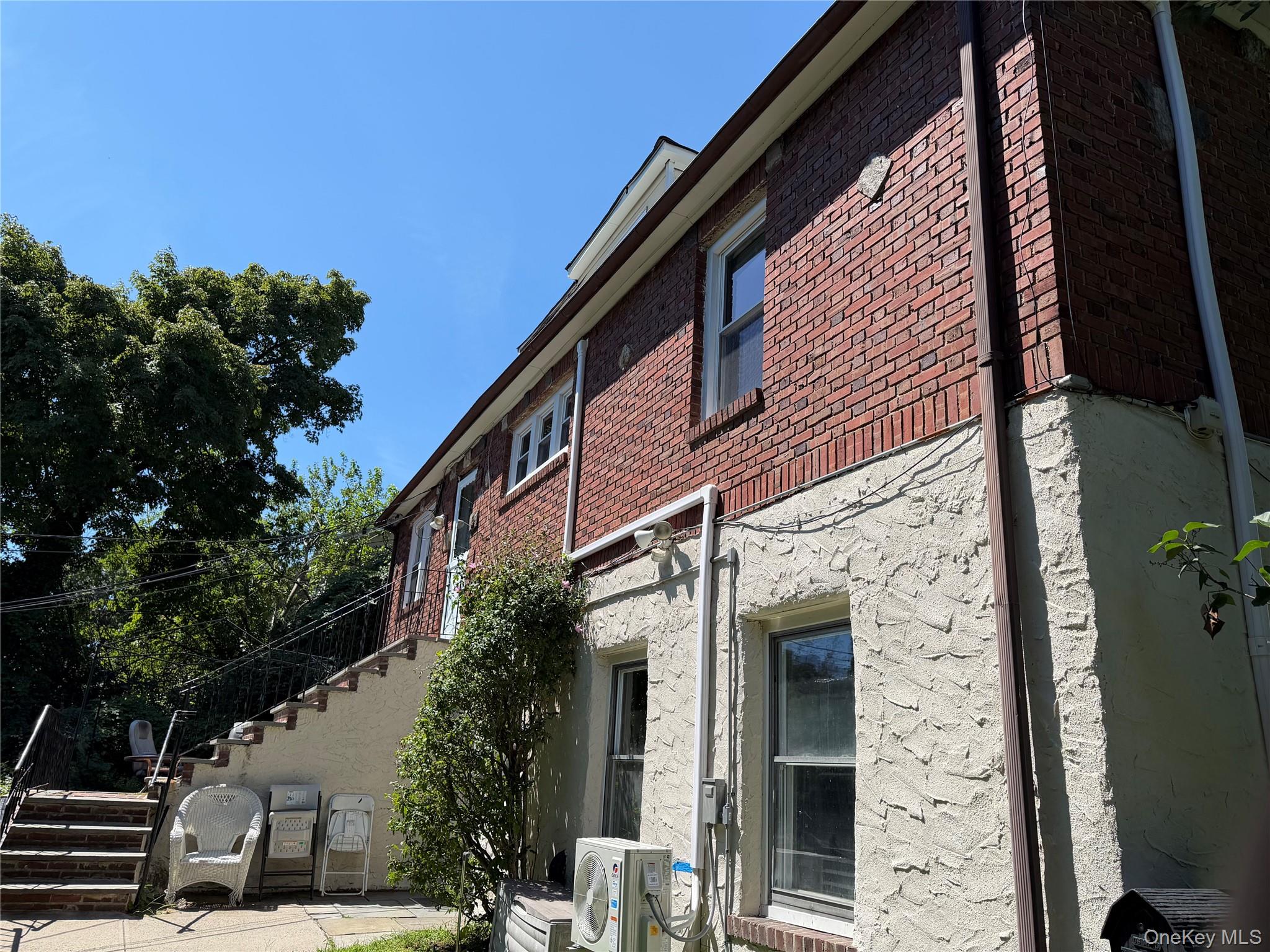 40 Paula Avenue – For Sale photo 2