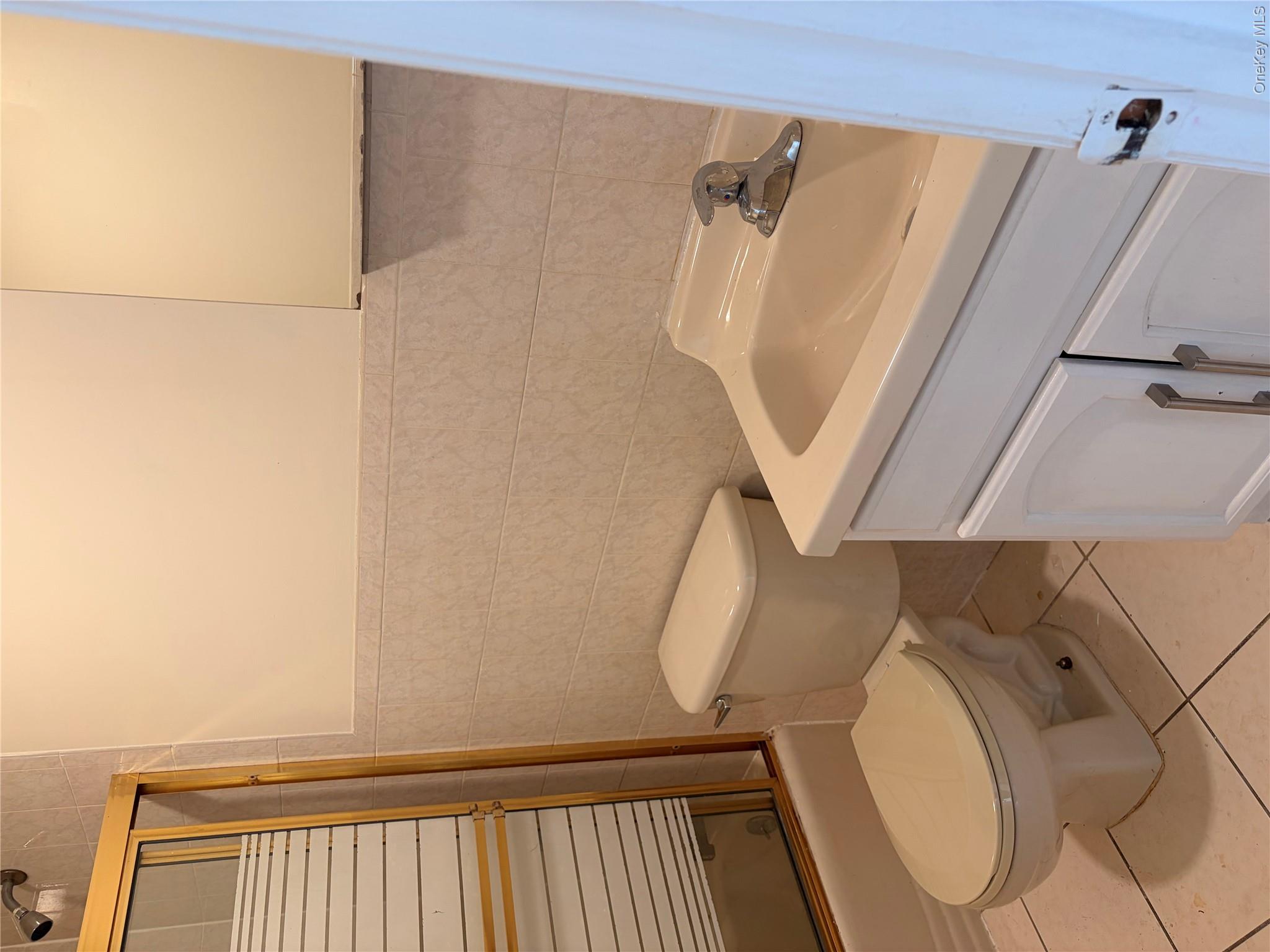 66-78 69th Street – For Rent photo 13