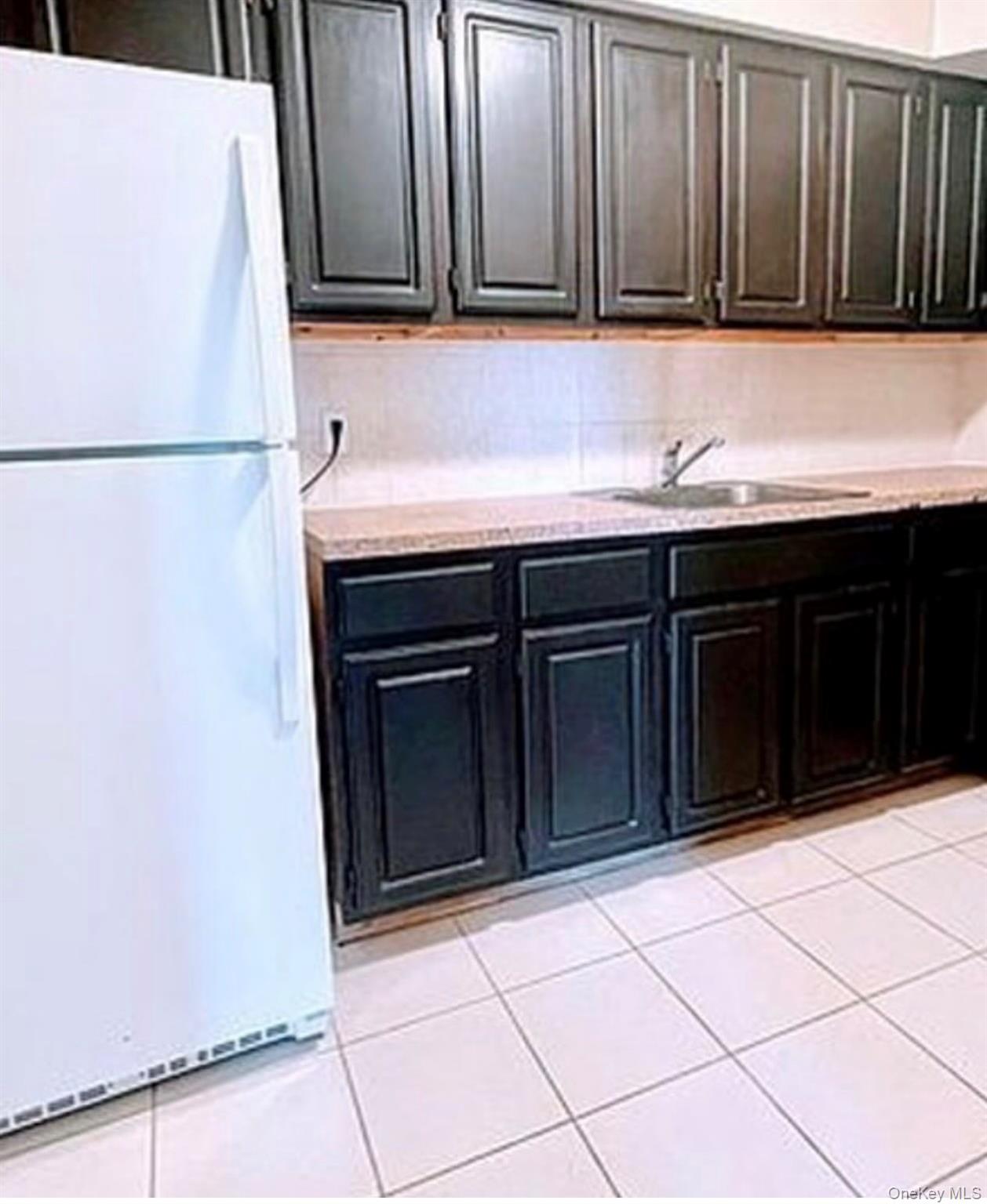 66-78 69th Street – For Rent photo 5