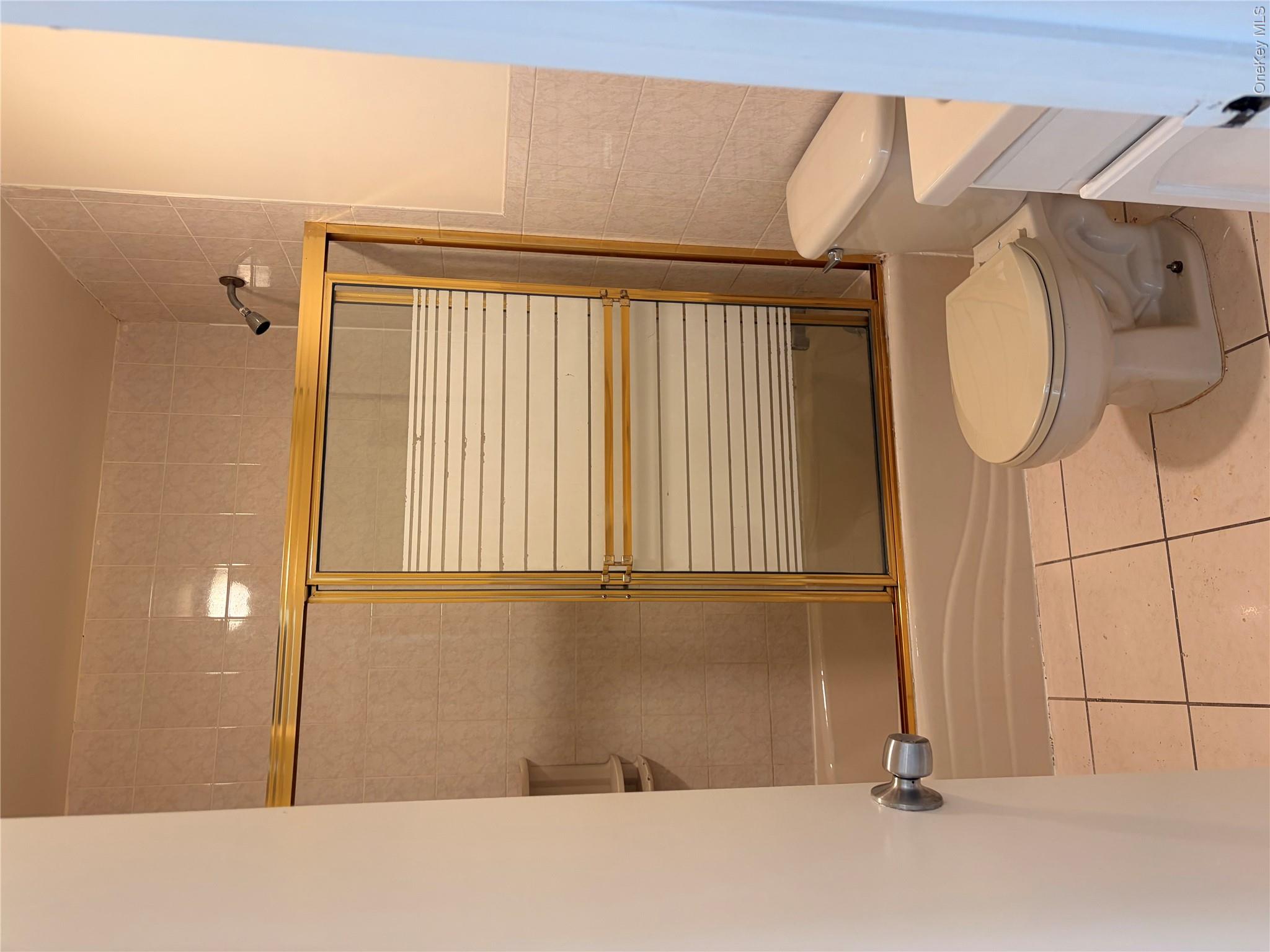 66-78 69th Street – For Rent photo 12