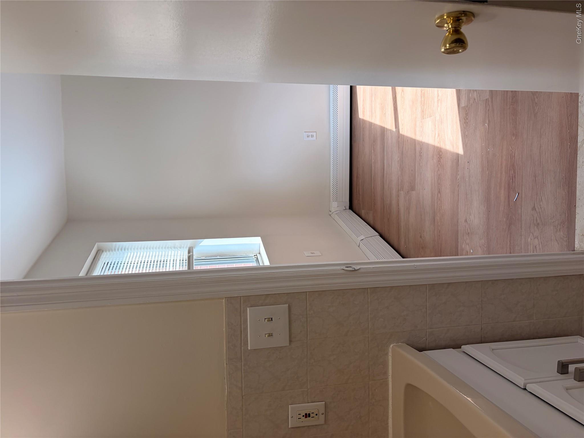 66-78 69th Street – For Rent photo 18
