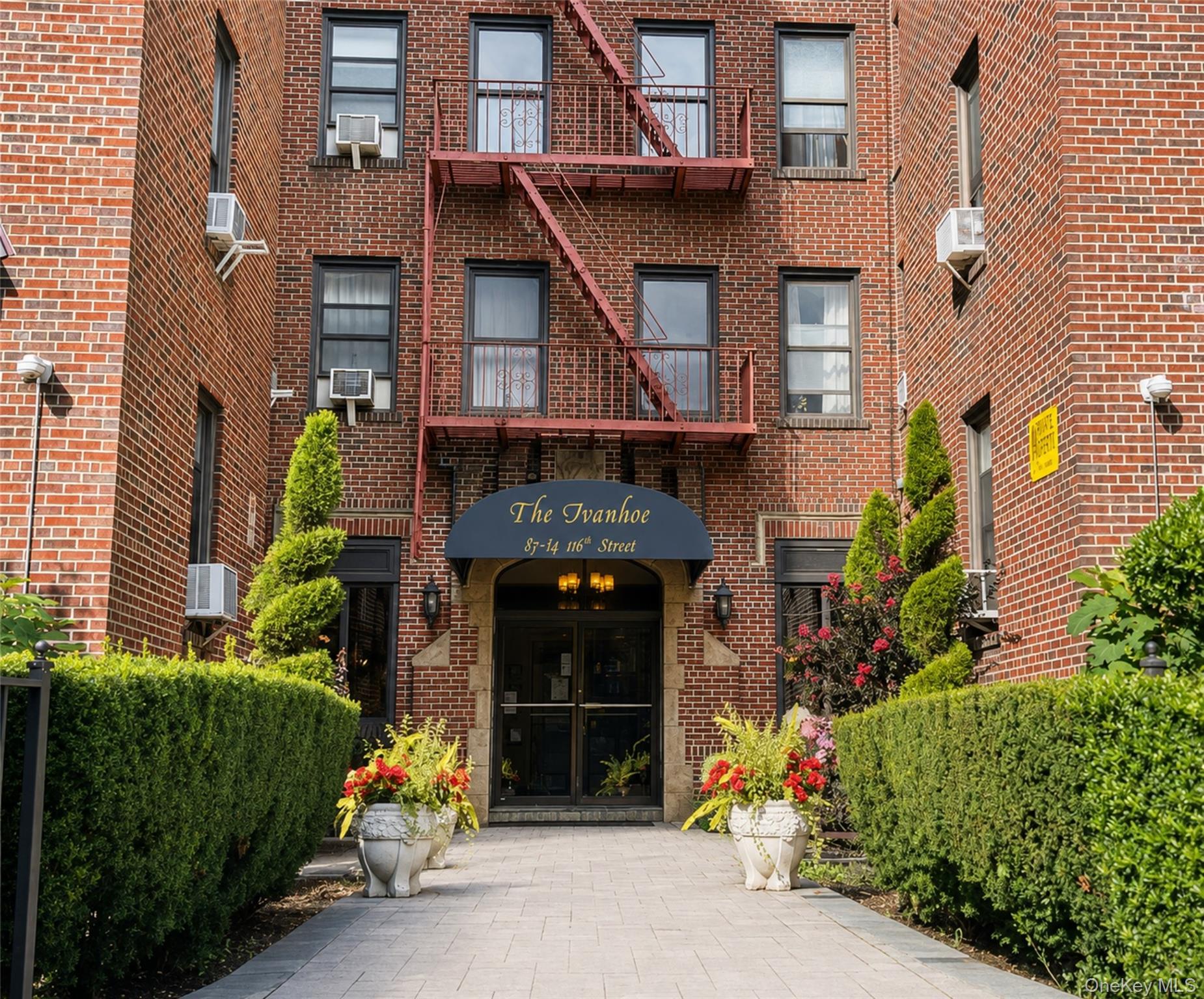 83-84 116 Street, Unit 1J