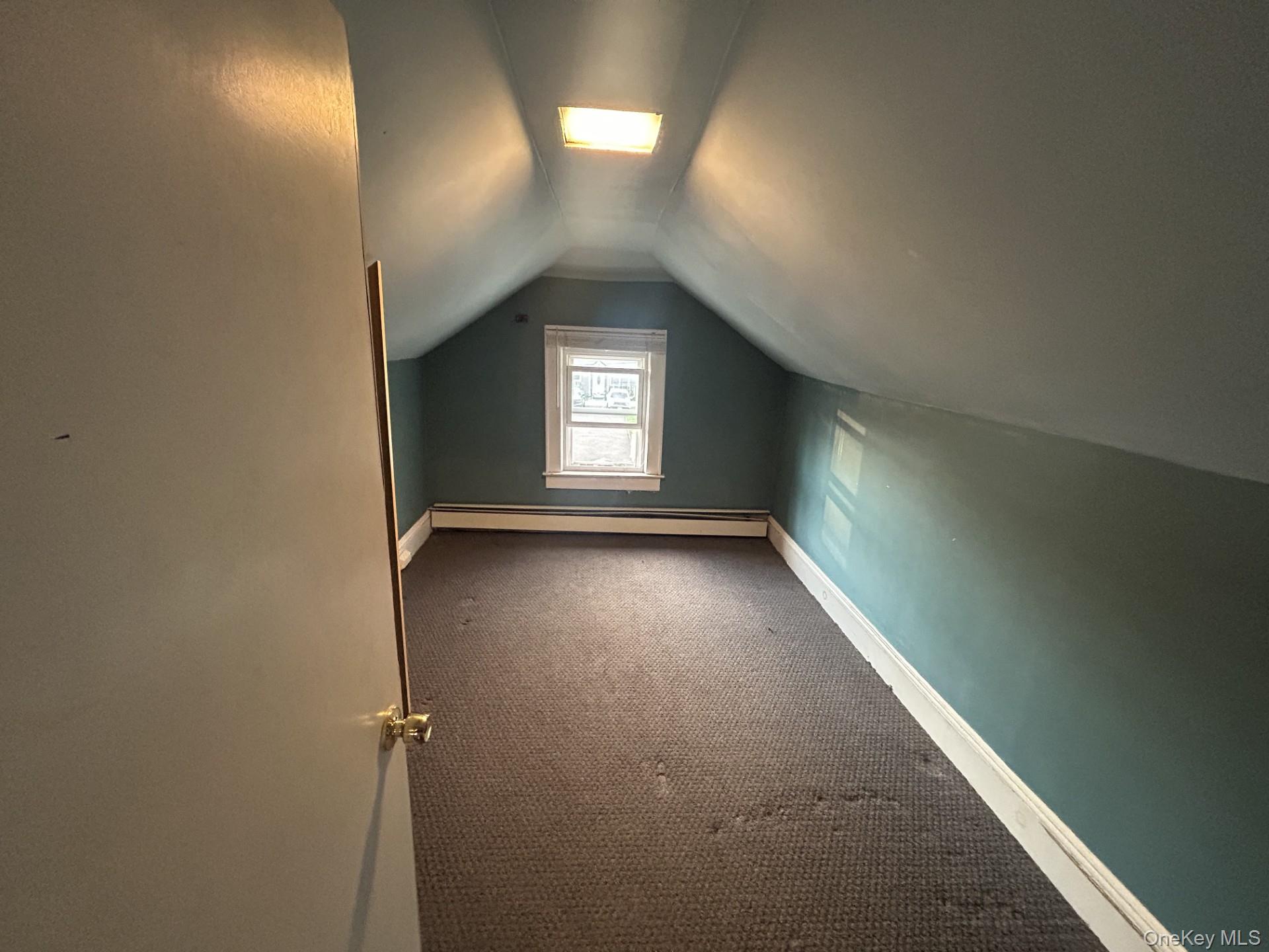 76 Robinwood Avenue – For Rent photo 9