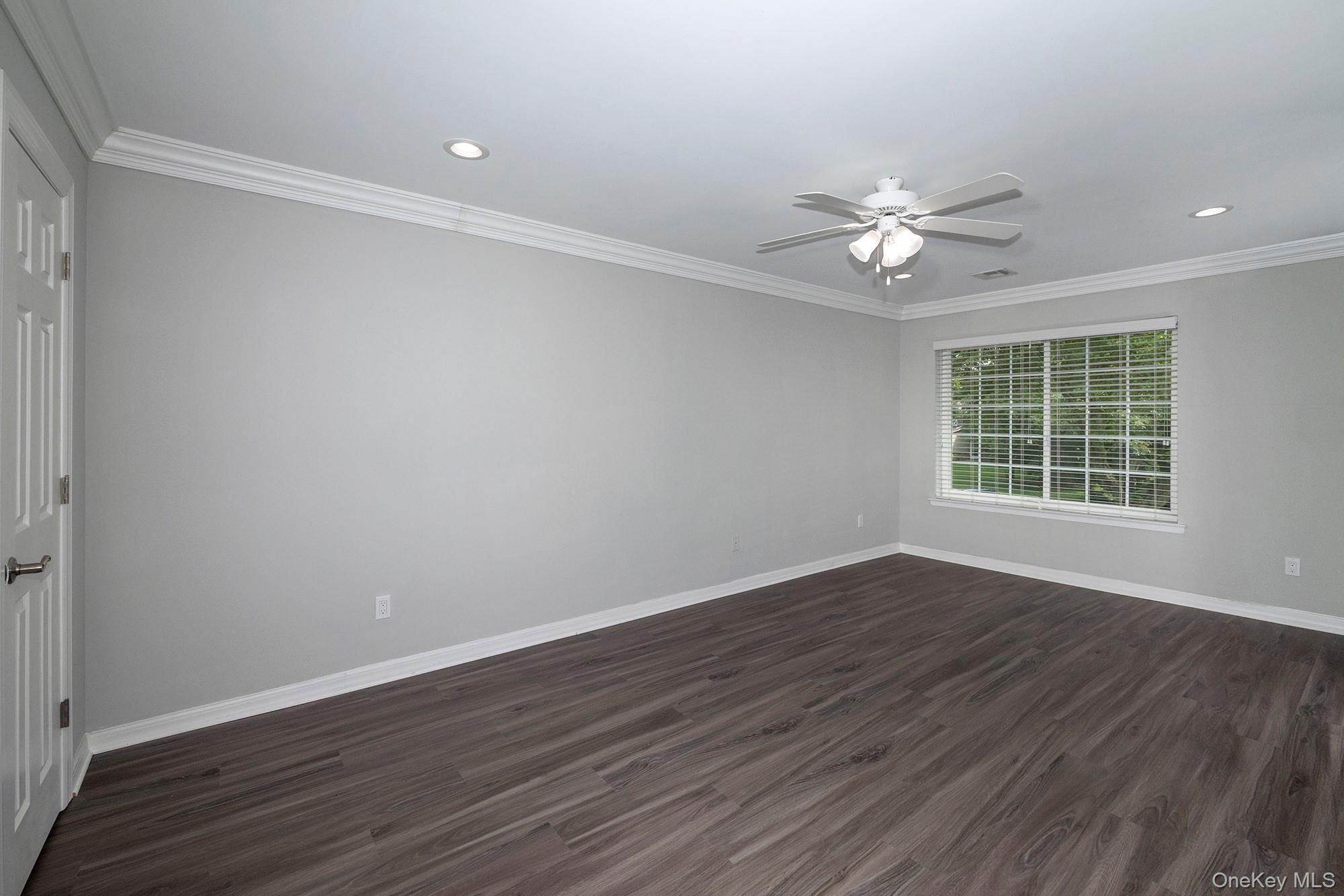 2505 Townhouse Drive, Unit 2505 photo 7