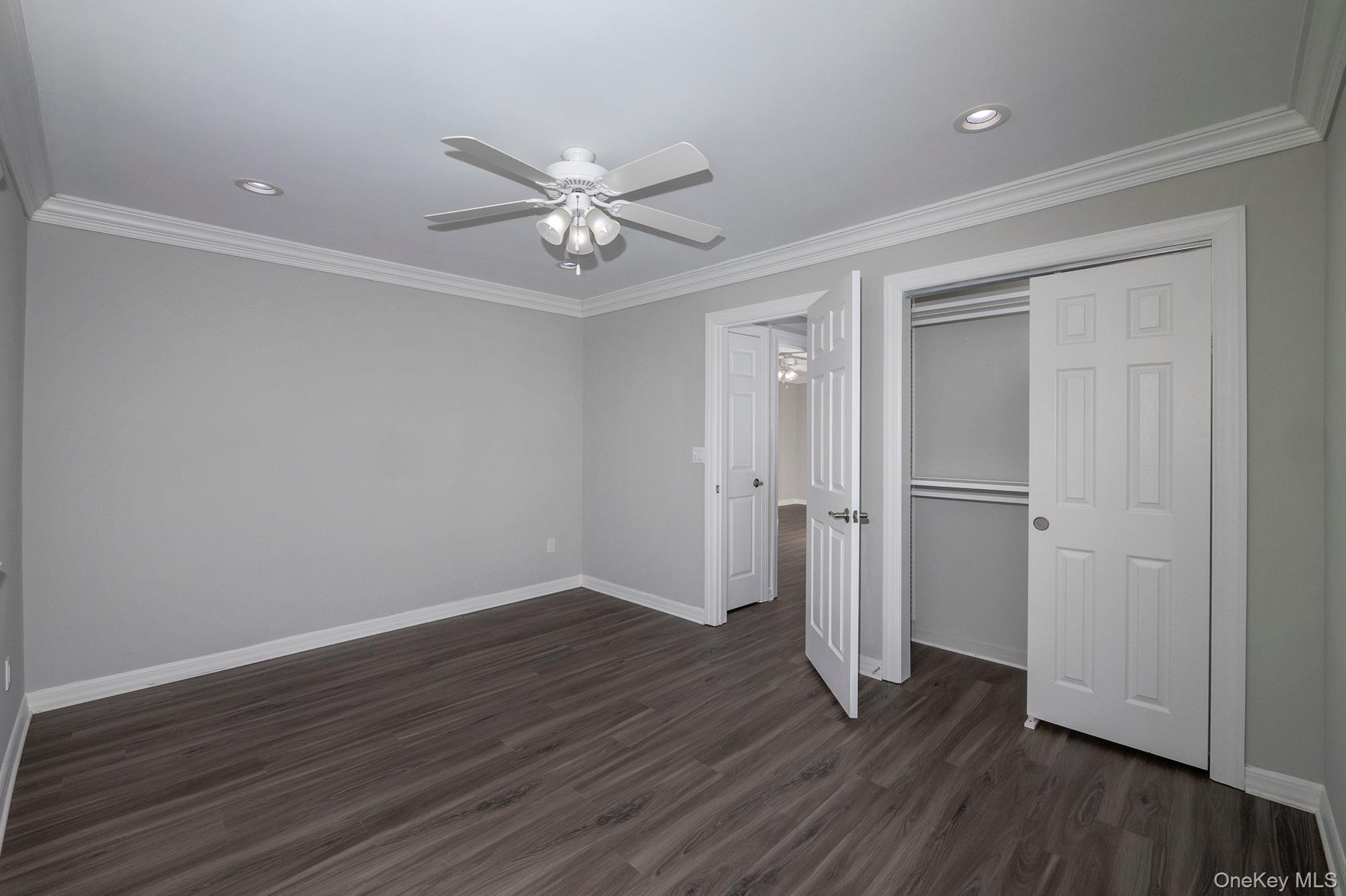 2505 Townhouse Drive, Unit 2505 photo 11