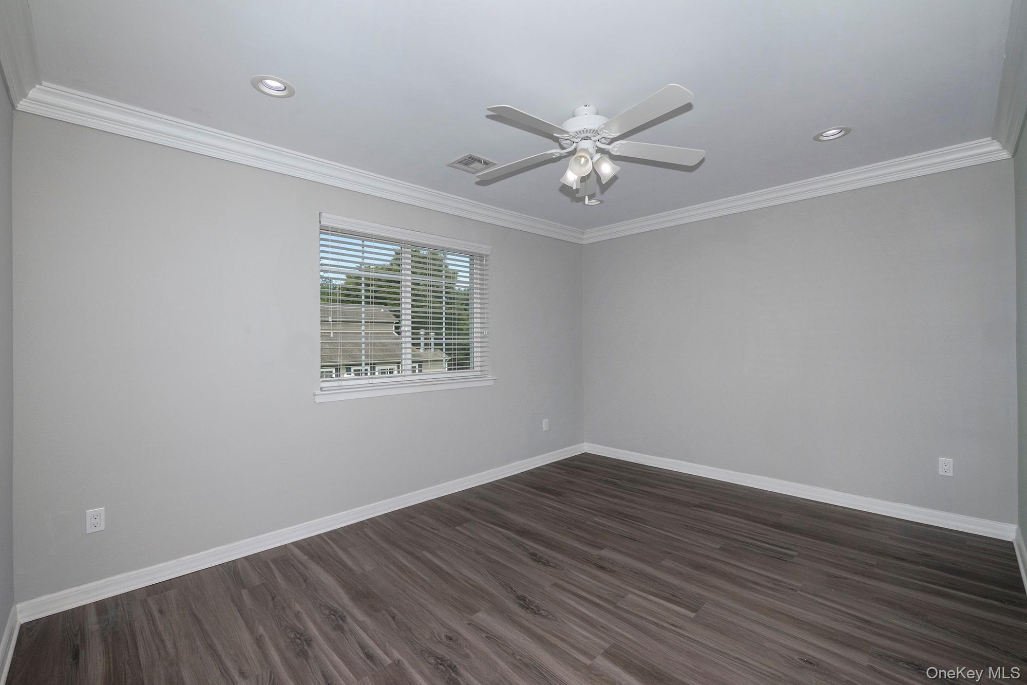 2505 Townhouse Drive, Unit 2505 photo 10