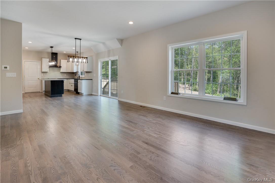 10 Red Oaks Mill Road – For Sale photo 9
