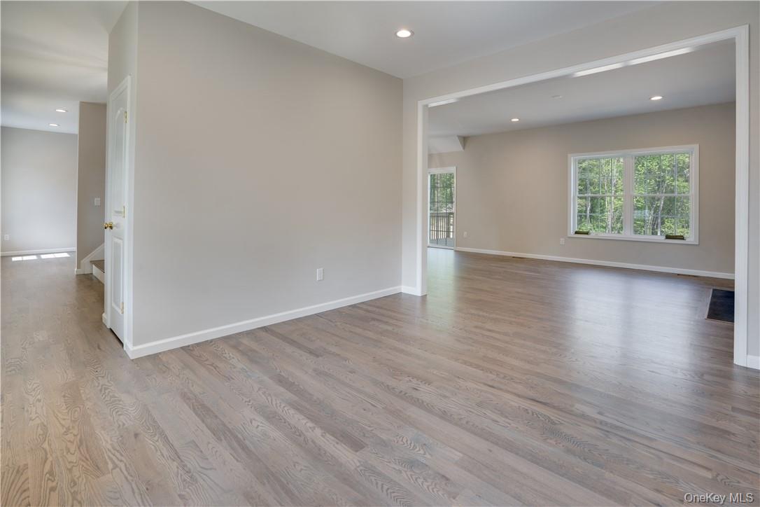 10 Red Oaks Mill Road – For Sale photo 10