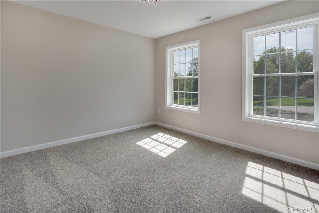 10 Red Oaks Mill Road – For Sale photo 15