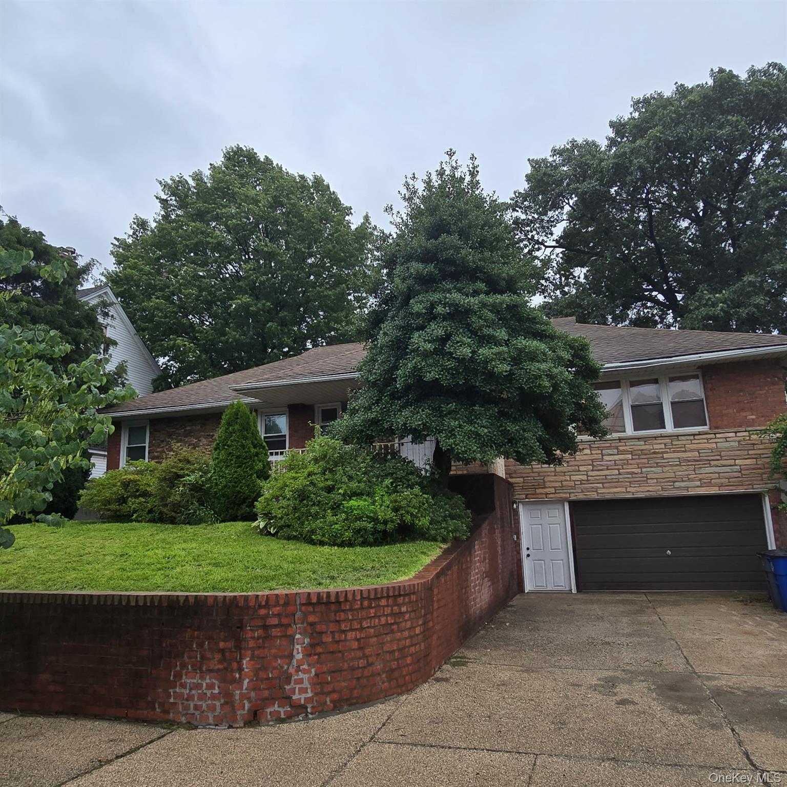 13843 229th Street – For Sale