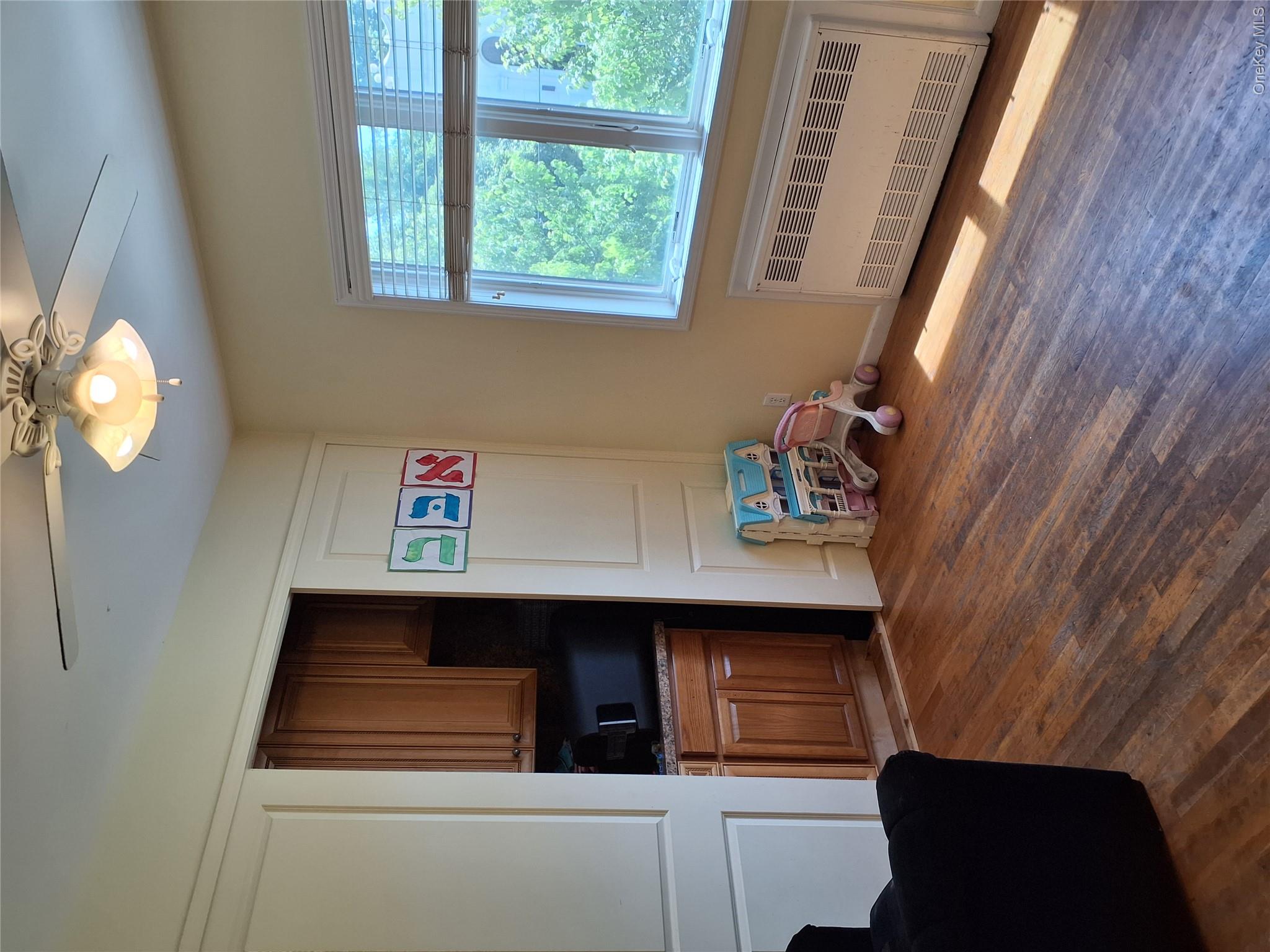 40 Herrick Avenue, Unit 201 photo 23