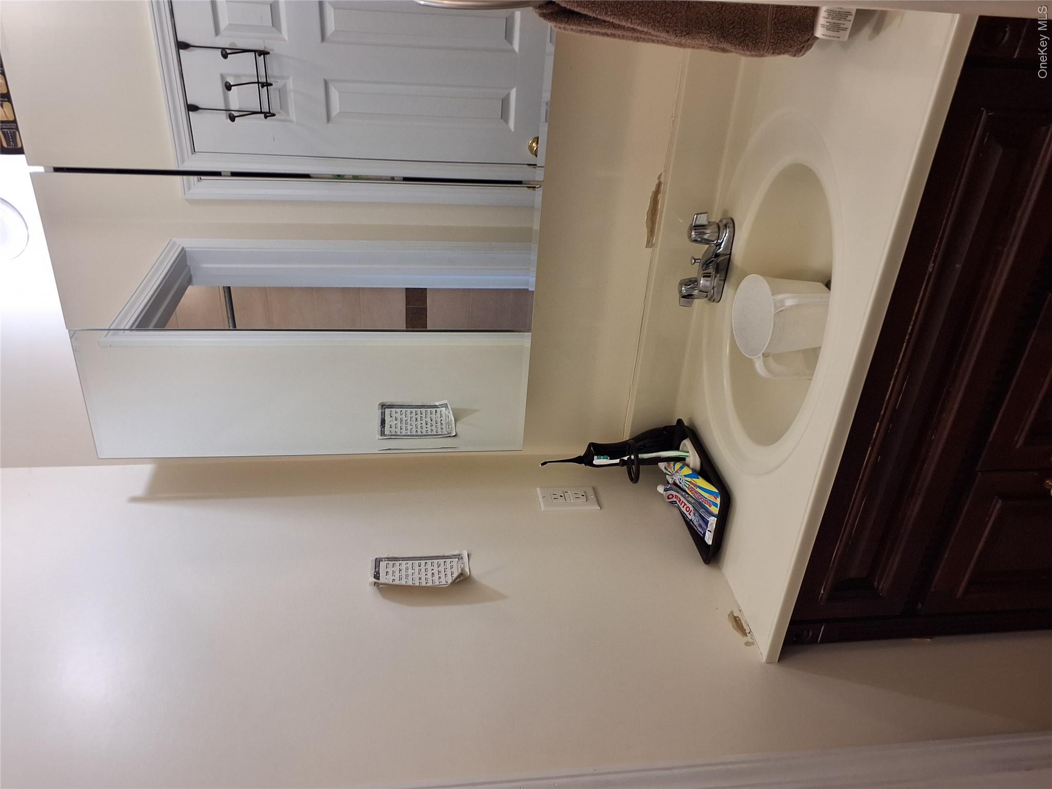 40 Herrick Avenue, Unit 201 photo 39