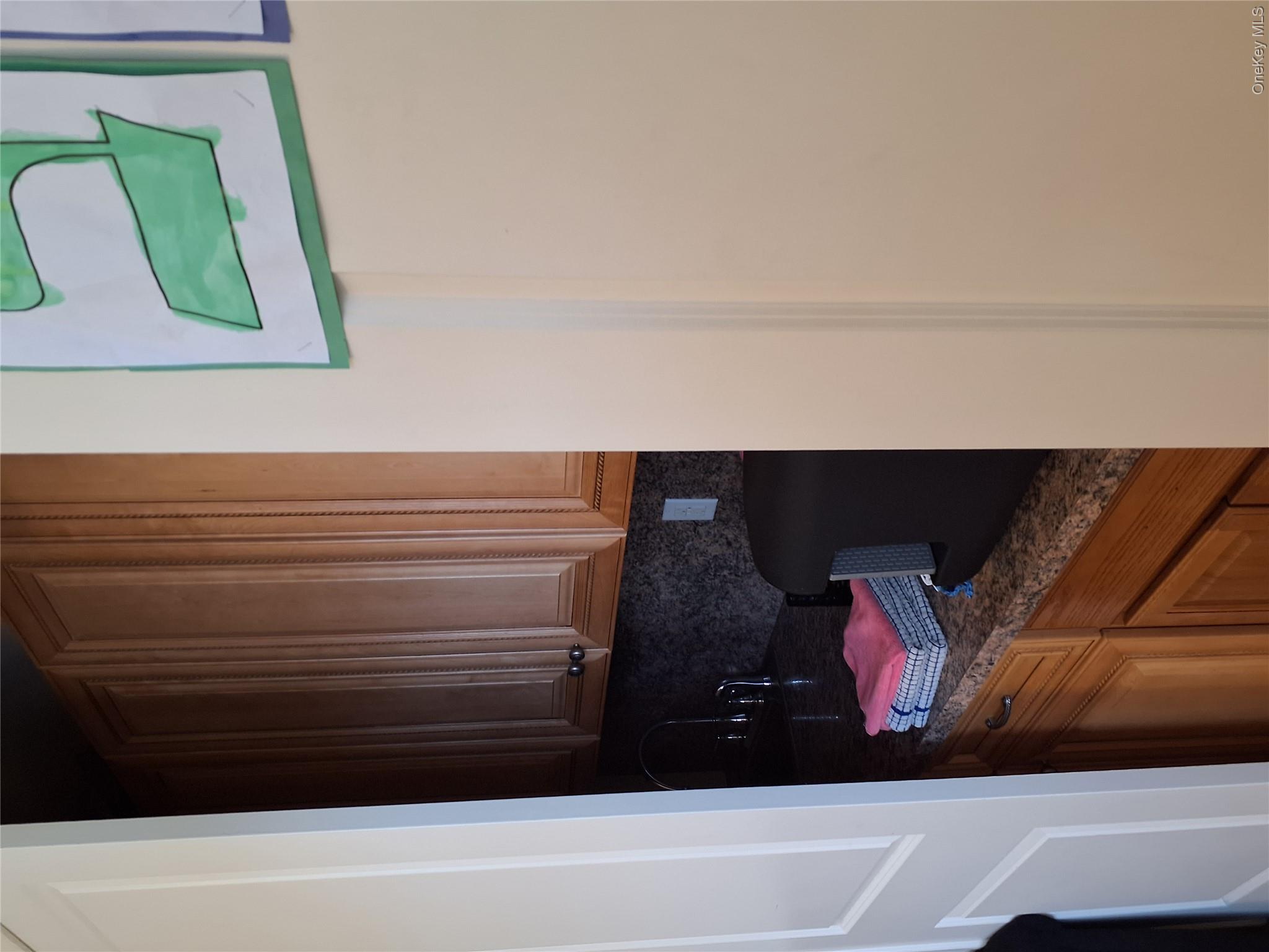 40 Herrick Avenue, Unit 201 photo 25