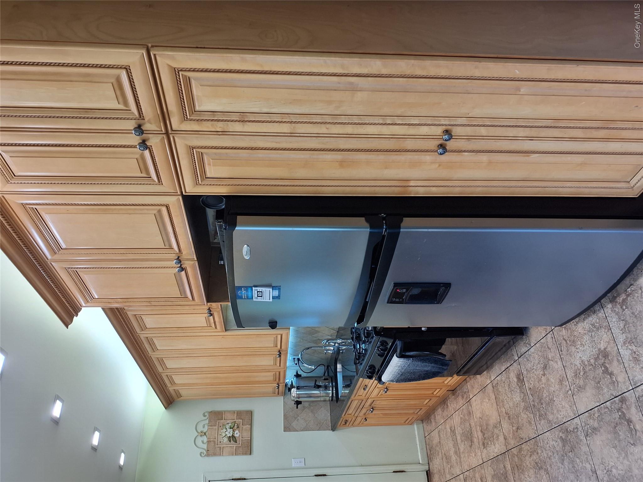 40 Herrick Avenue, Unit 201 photo 7