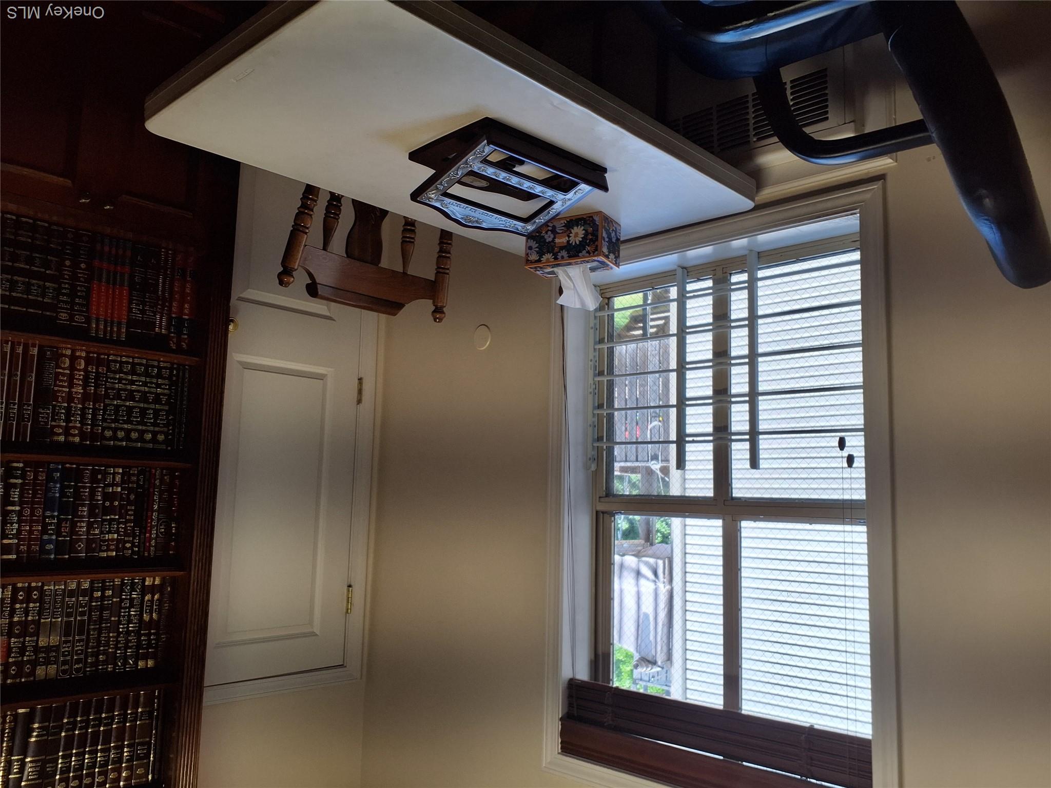 40 Herrick Avenue, Unit 201 photo 36