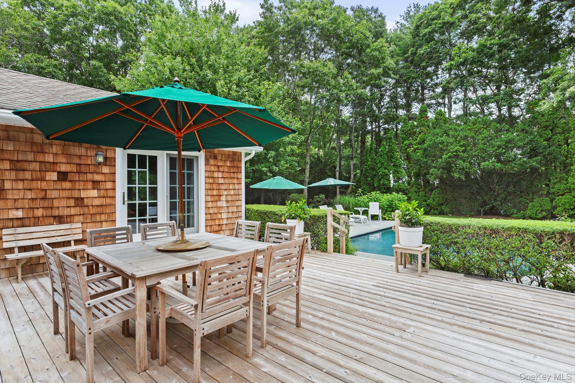 4 Foster Road – For Sale photo 3