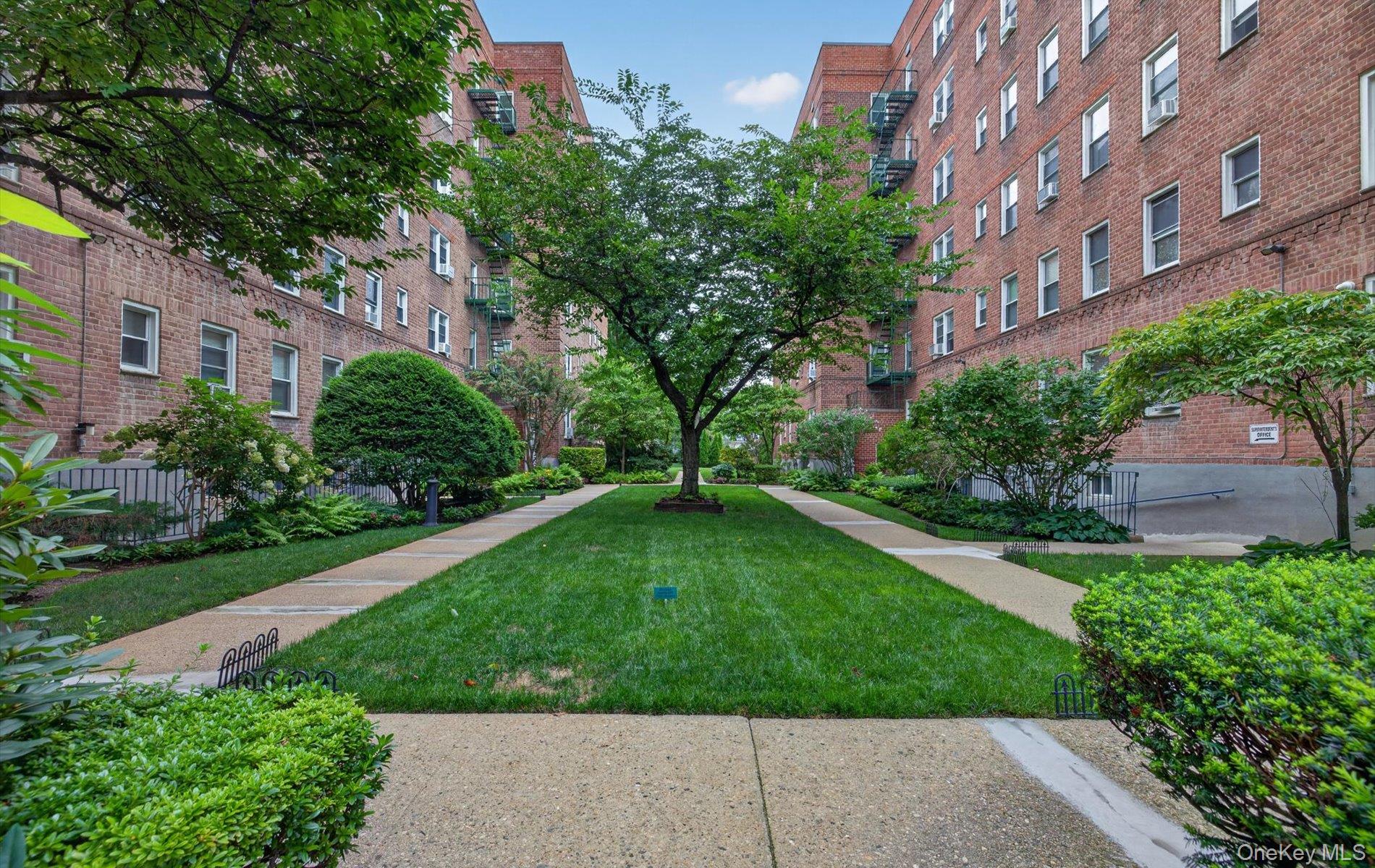 36 Cathedral Avenue, Unit 4F photo 20