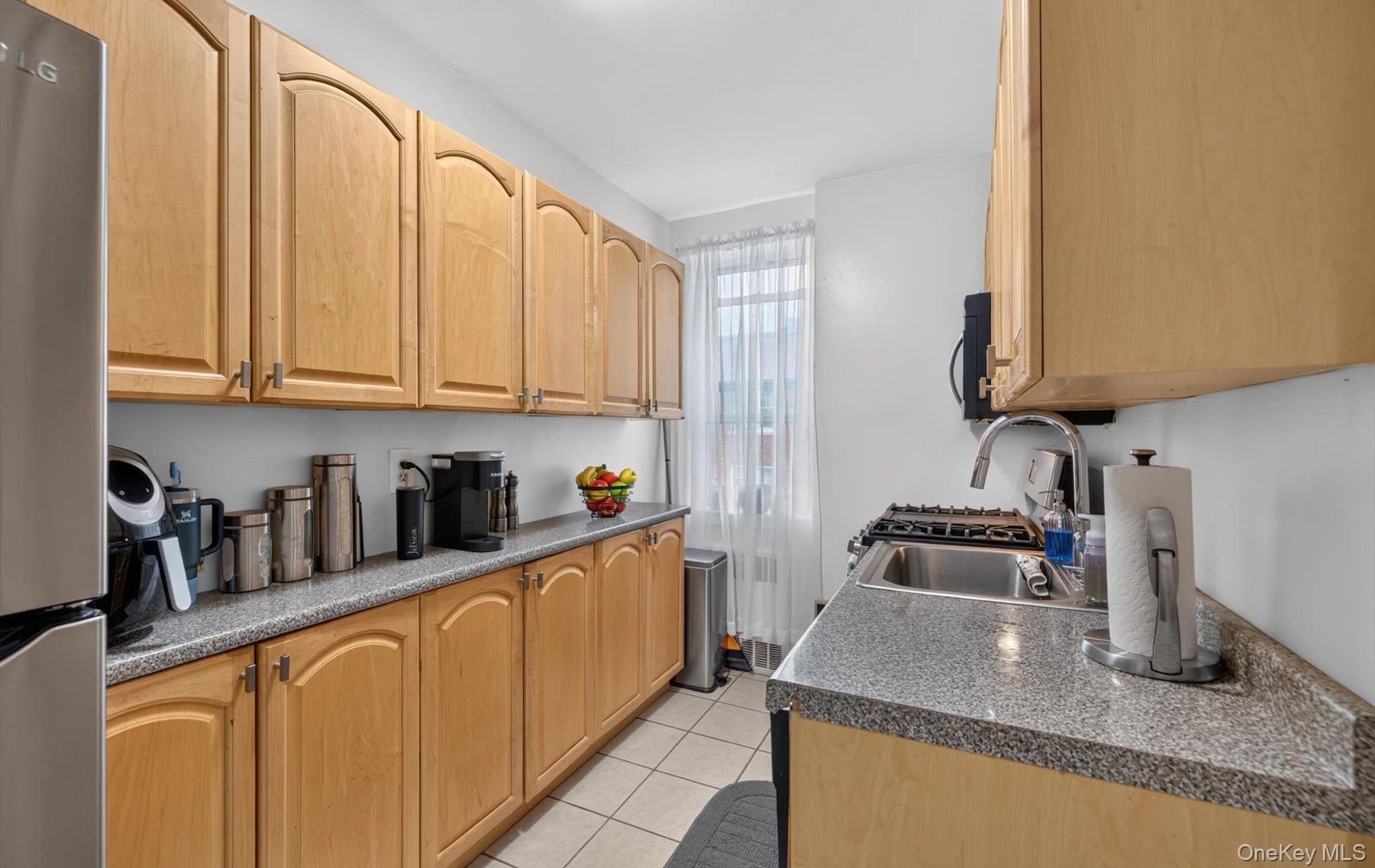 36 Cathedral Avenue, Unit 4F photo 10