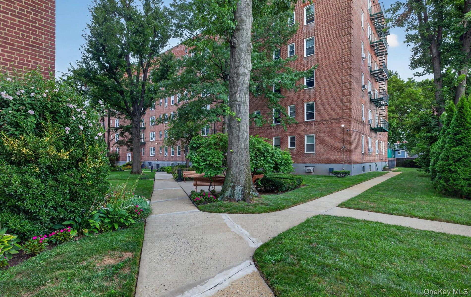 36 Cathedral Avenue, Unit 4F photo 21