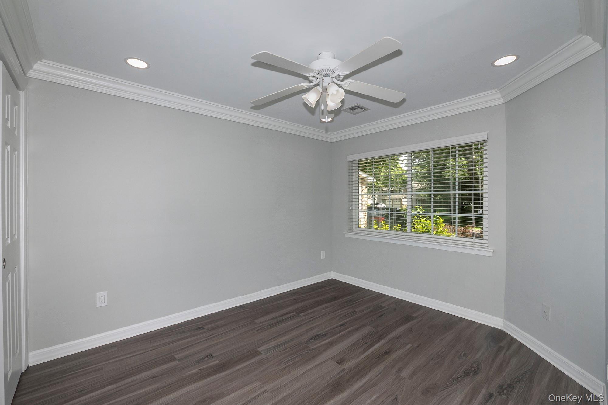 4003 Townhouse Drive, Unit 4003 photo 4
