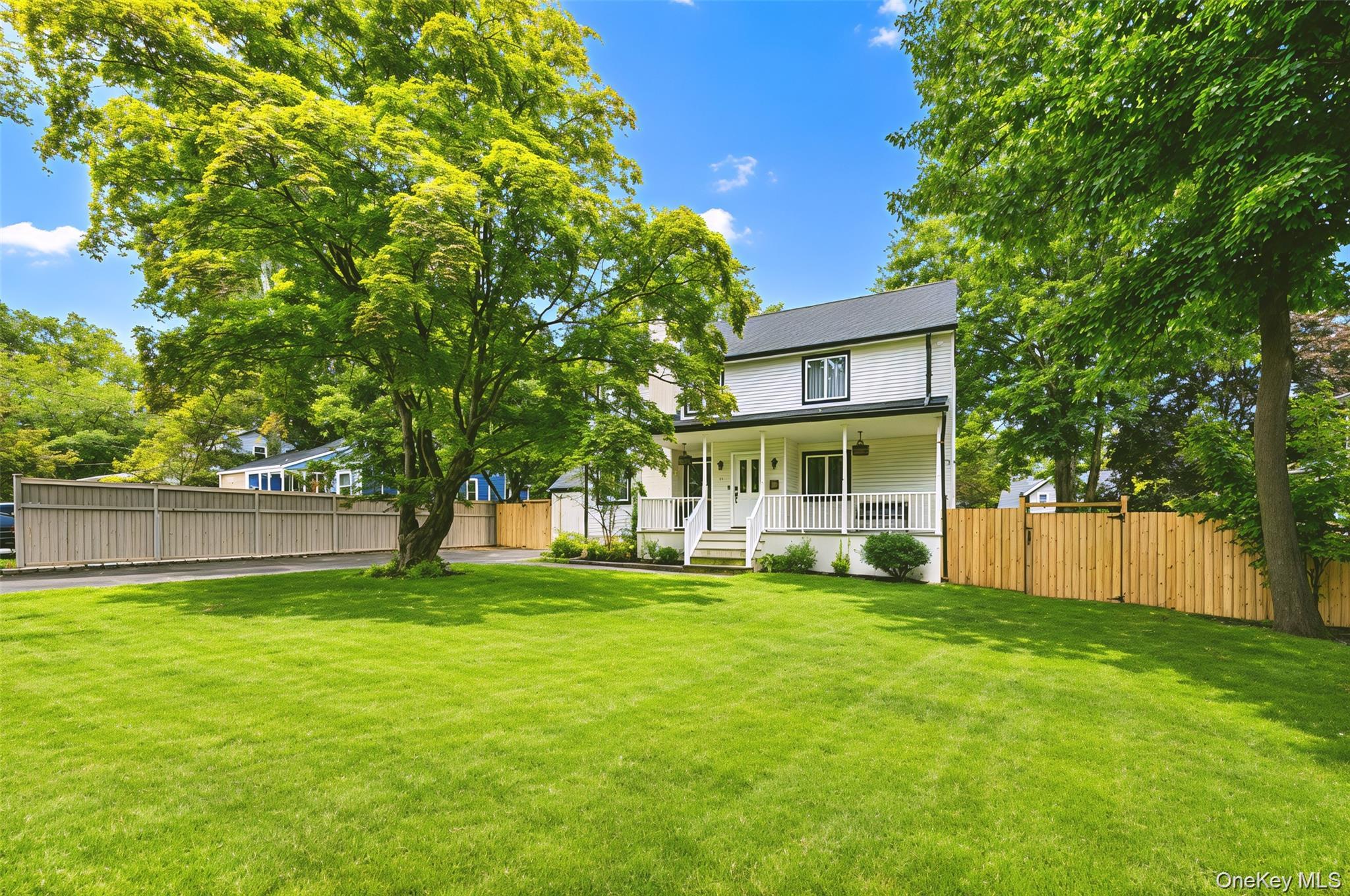 35 Grandview Avenue – For Sale