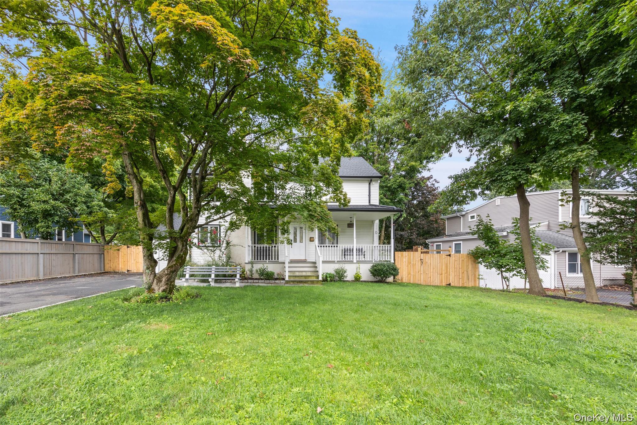 35 Grandview Avenue – For Sale photo 5