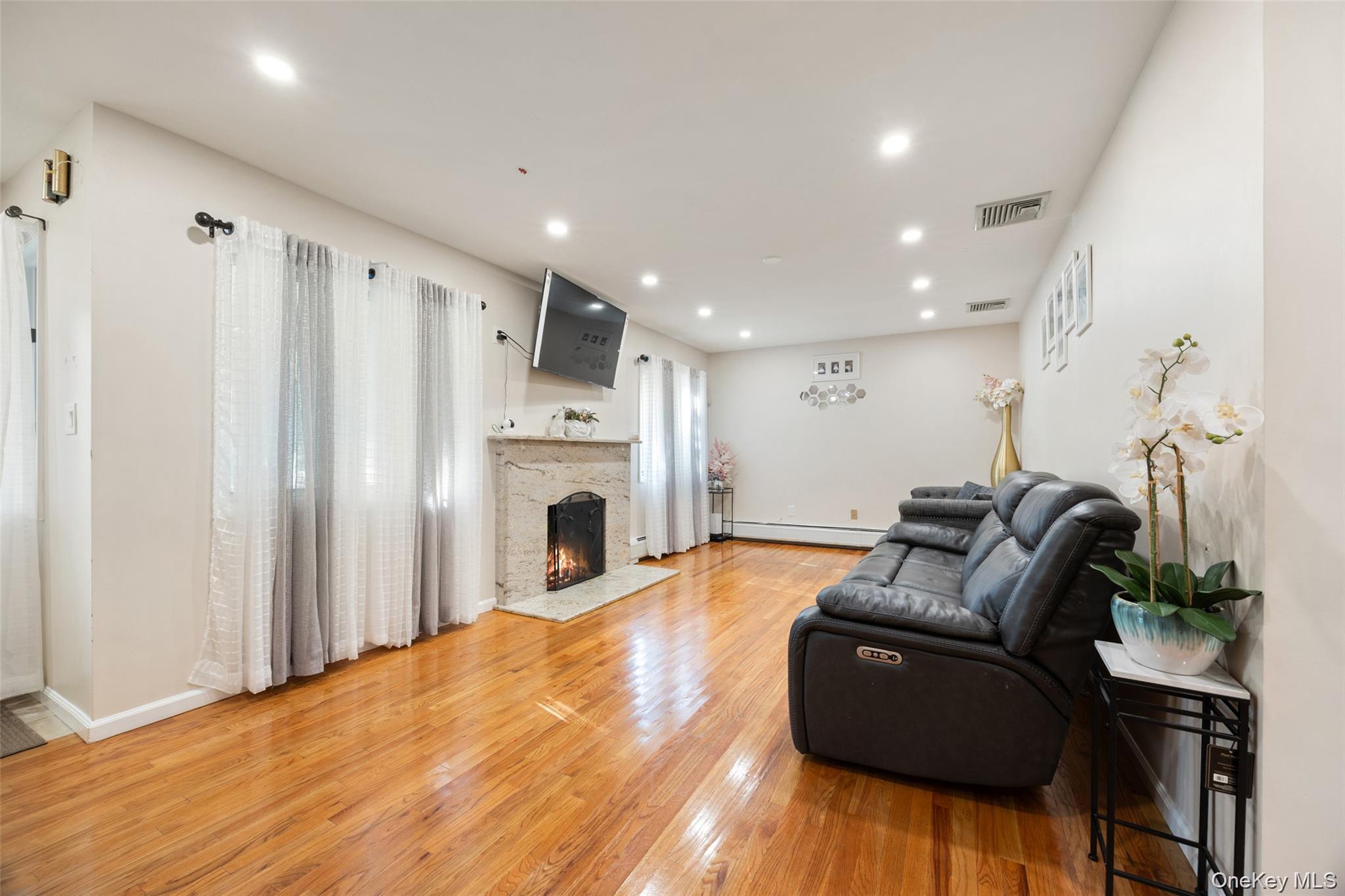 35 Grandview Avenue – For Sale photo 6