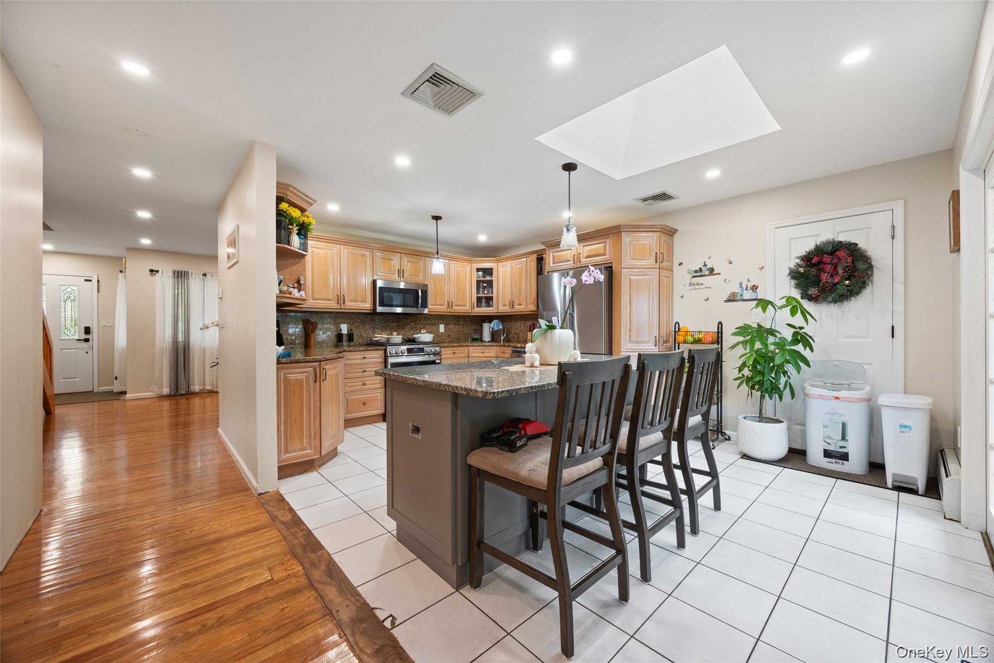 35 Grandview Avenue – For Sale photo 9
